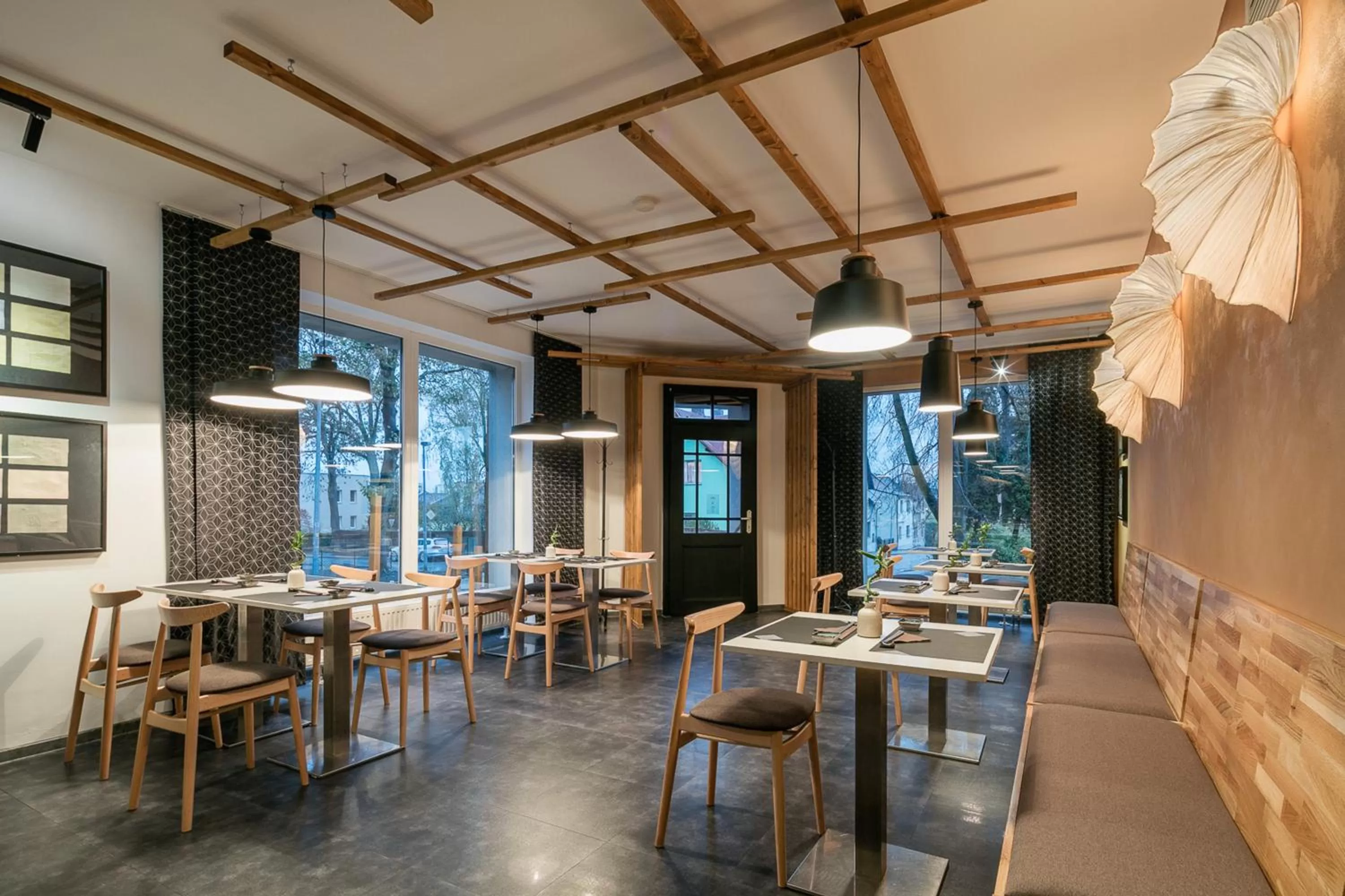 Restaurant/places to eat in Pytloun Design Self Check-in Hotel