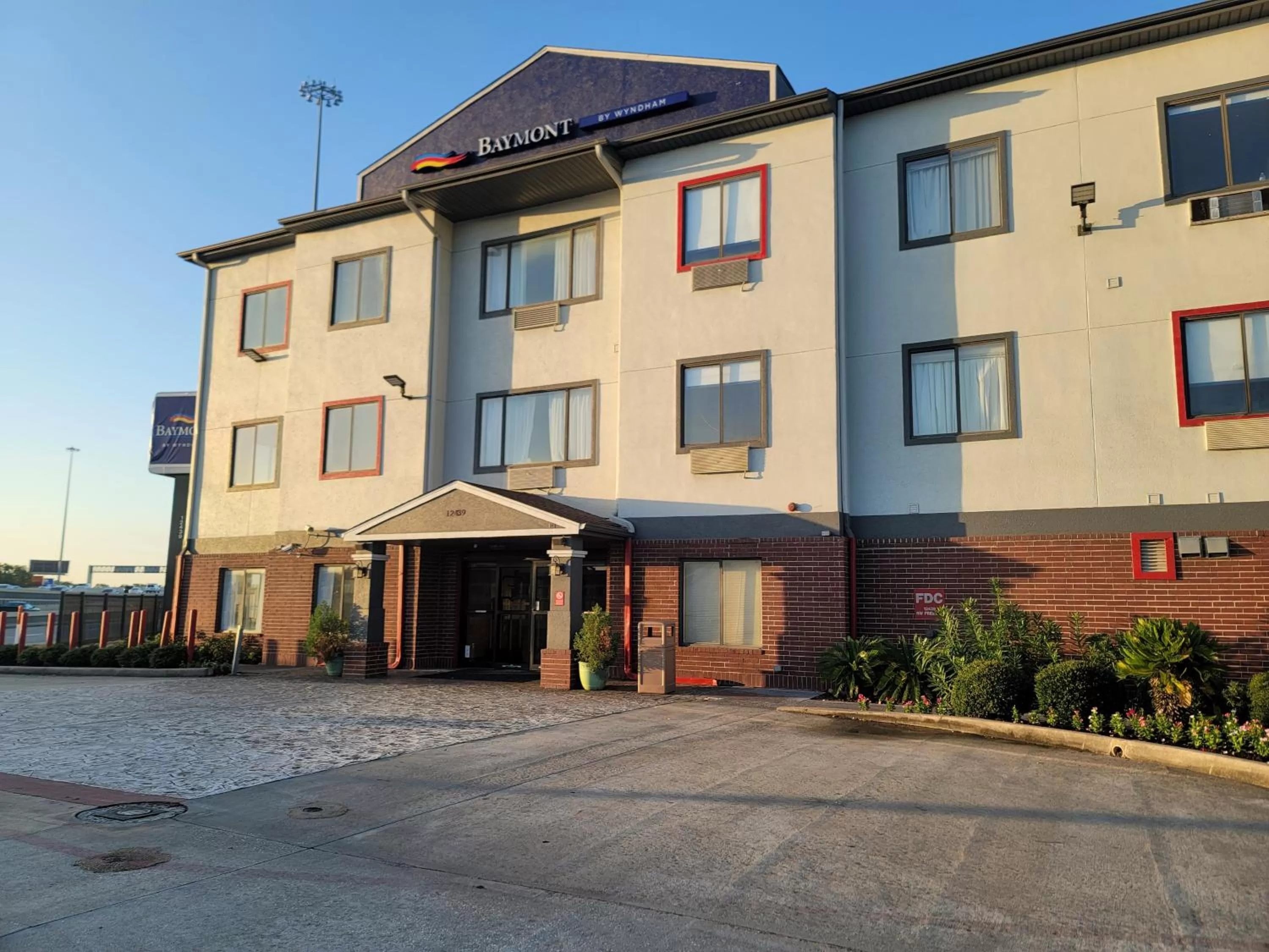 Property building in Baymont by Wyndham Houston Brookhollow