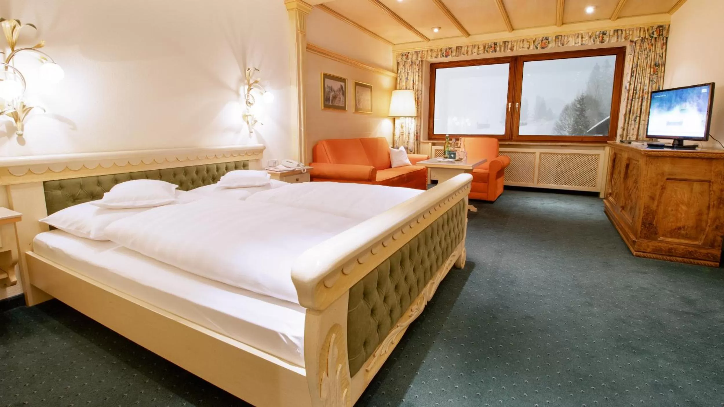 Junior Suite in Hotel Kristberg in Lech - New hotel with Spa - opening Dezember 4th, 2025