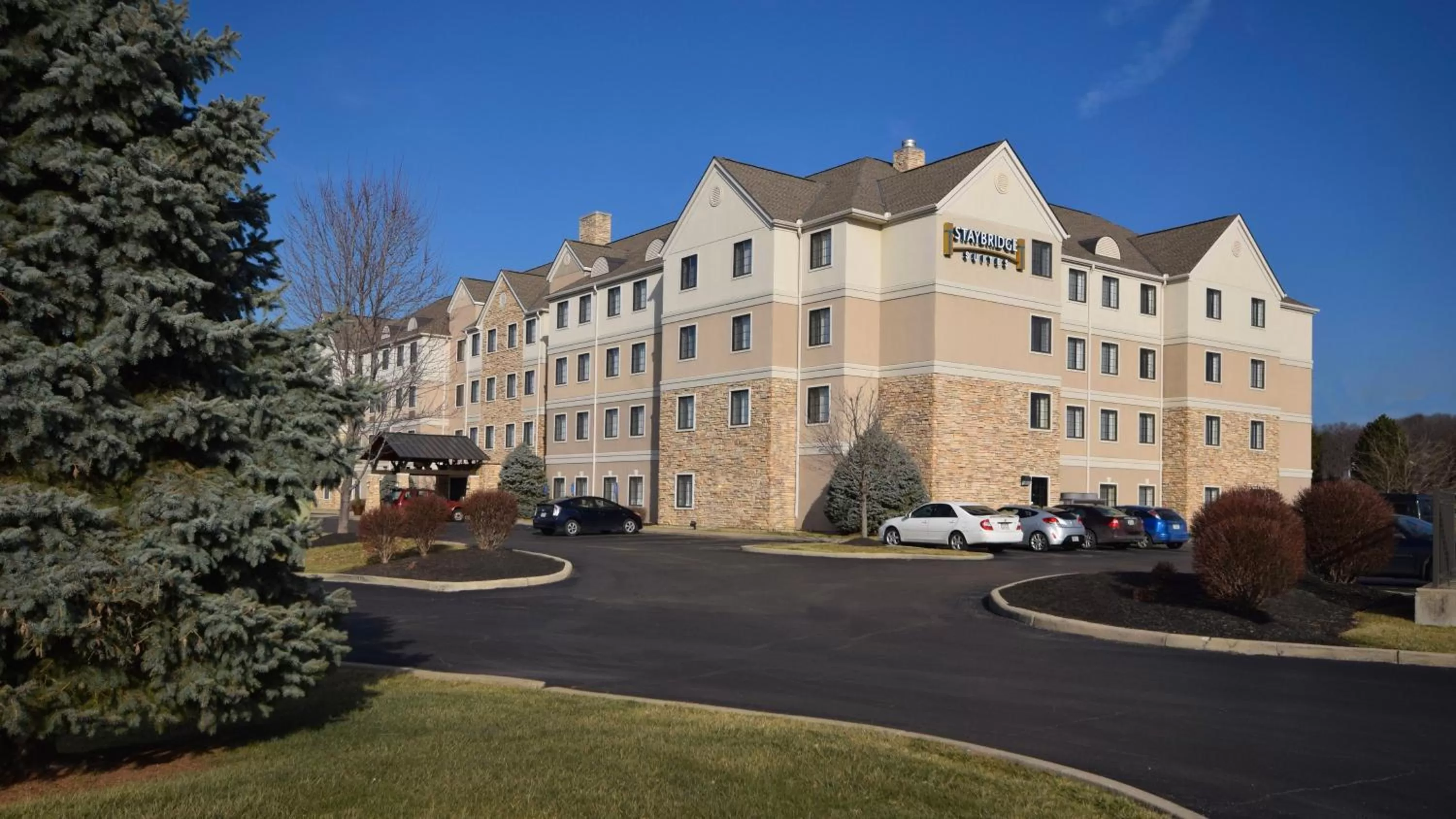 Property building in Staybridge Suites - Cincinnati North by IHG