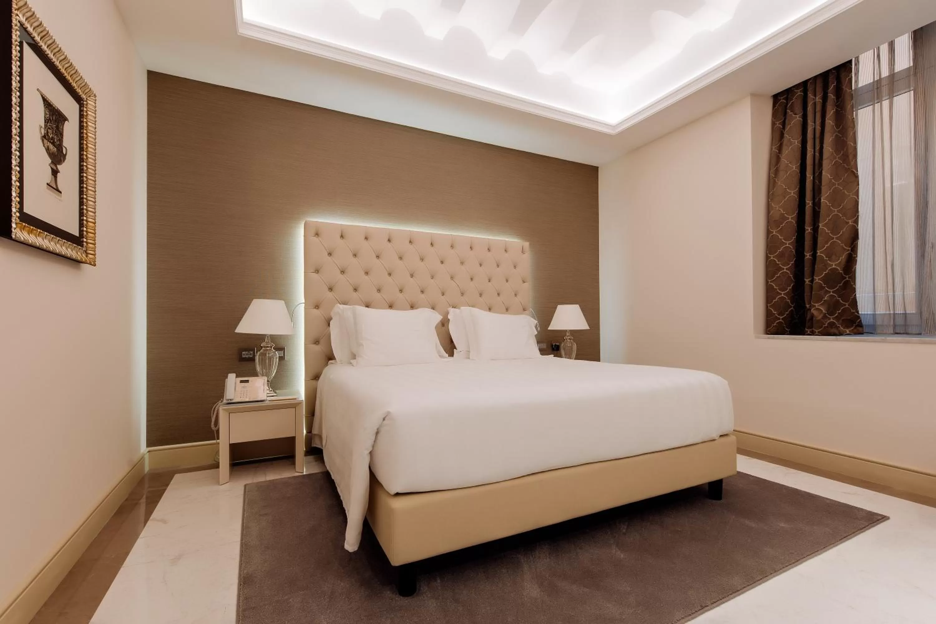 Bed in Aleph Rome Hotel, Curio Collection By Hilton