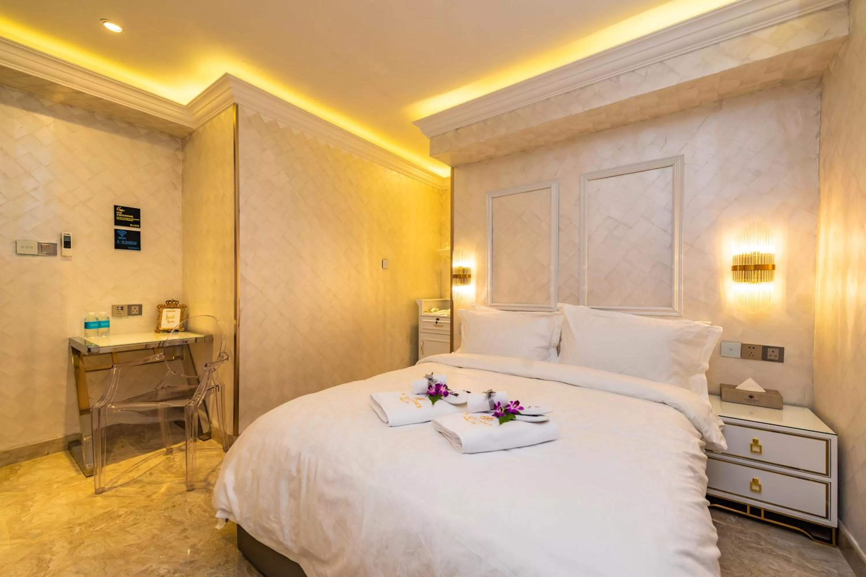 Bedroom, Bed in AC Residence - Behind Cititel Hotel