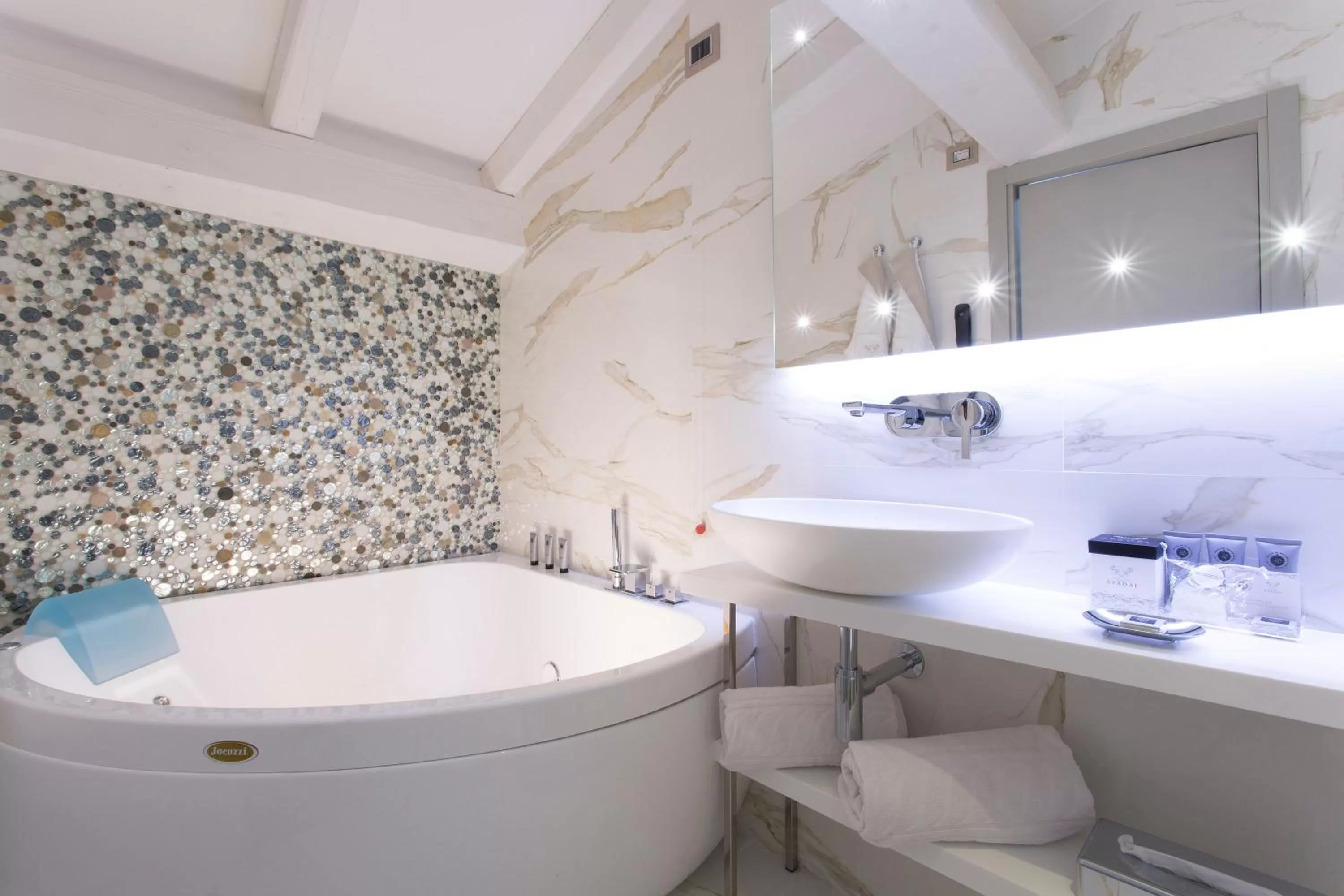 Bathroom in Hotel Spadai