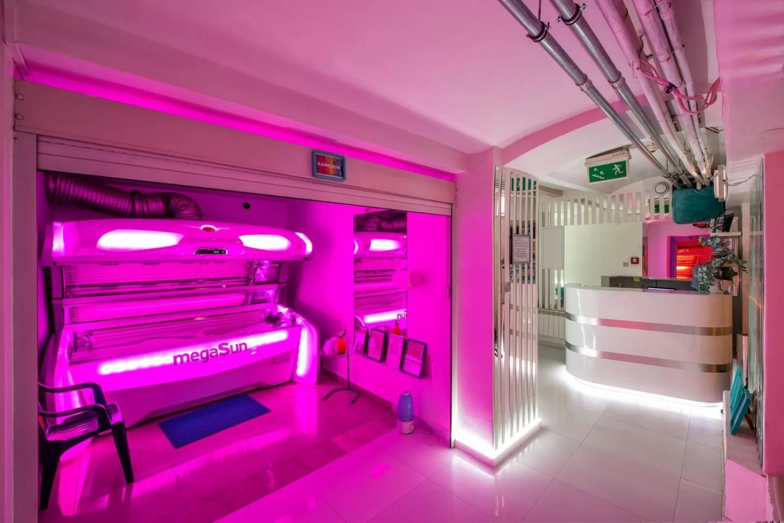 Activities, Bed in Hotel Royal