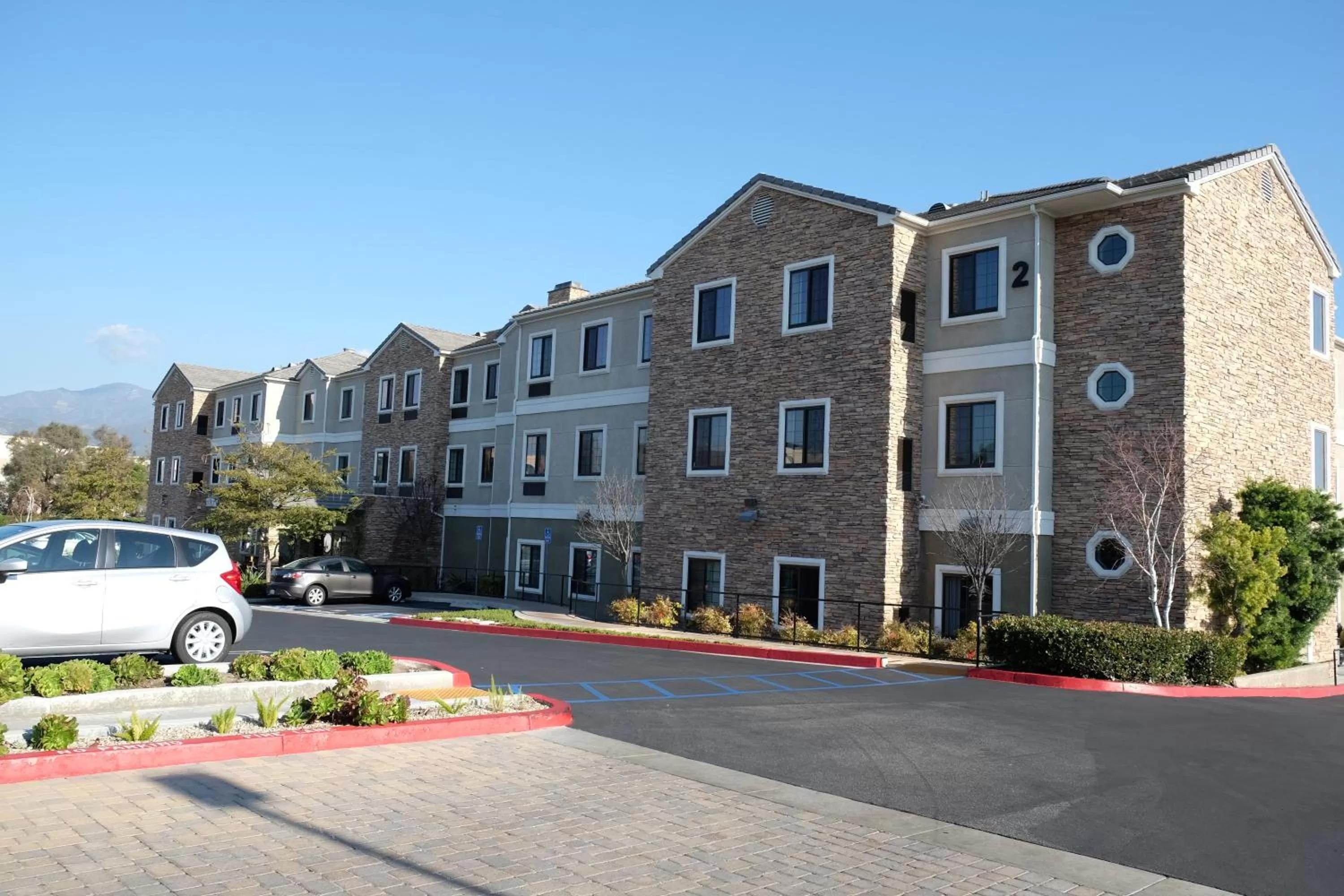 Property building in Staybridge Suites Irvine East/Lake Forest by IHG