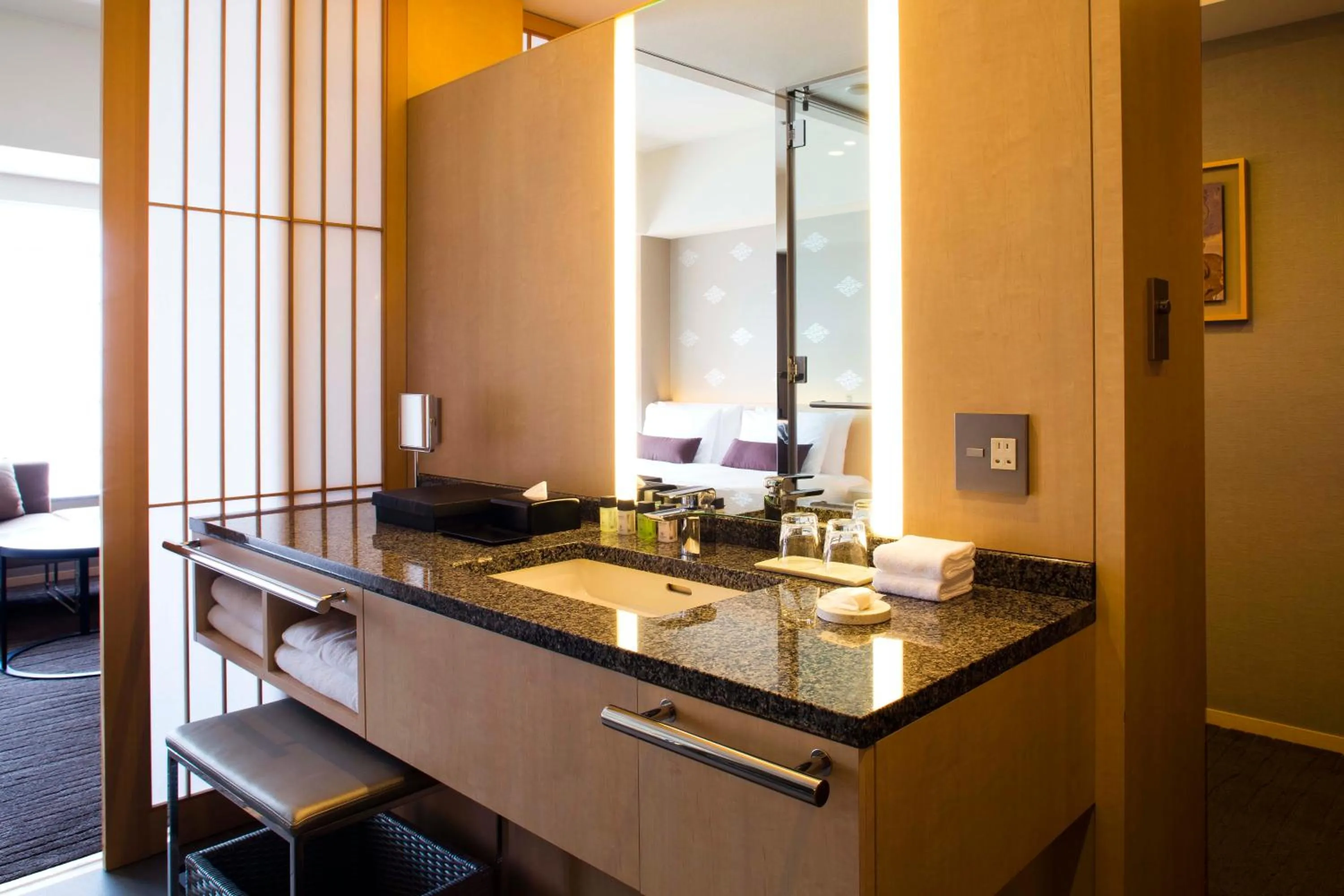 Bathroom in The Capitol Hotel Tokyu