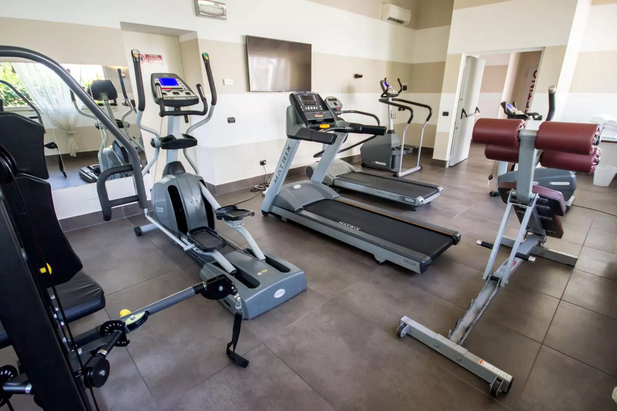 Fitness centre/facilities in Best Western Plus Hotel Modena Resort