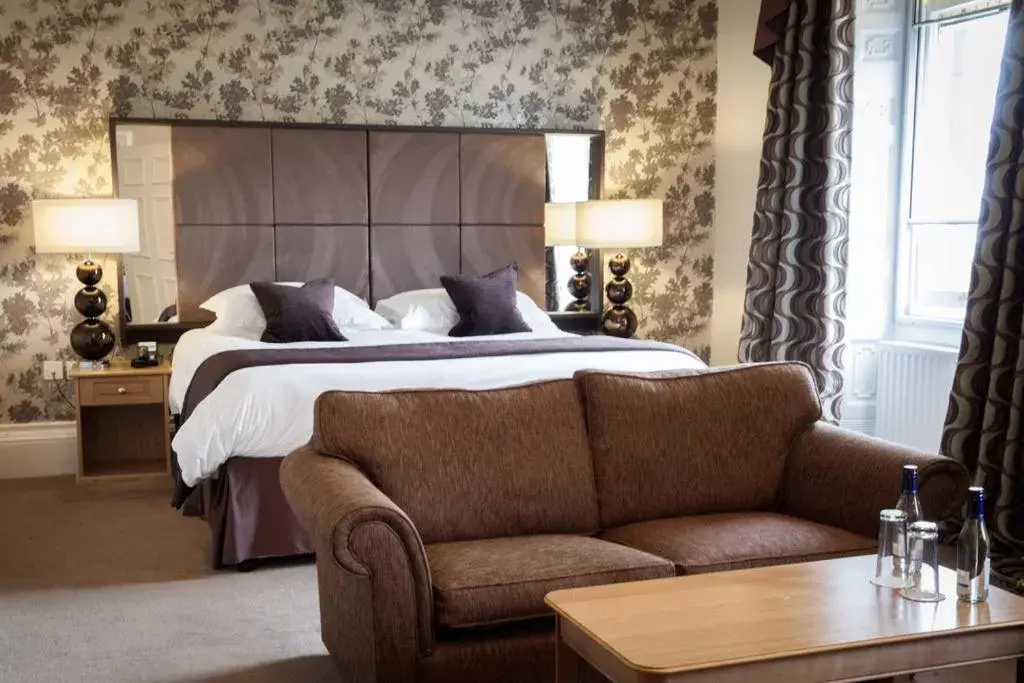 Junior Suite in Trout Hotel Junior Suite in Trout Hotel