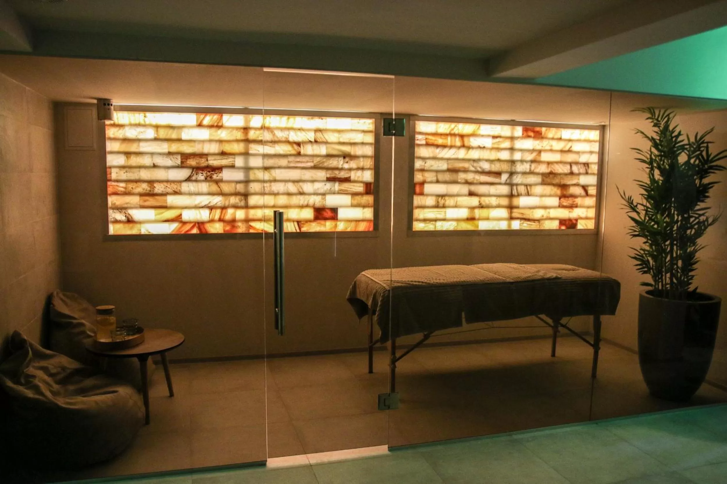 Massage in Carol Boutique - Vila Cornelia