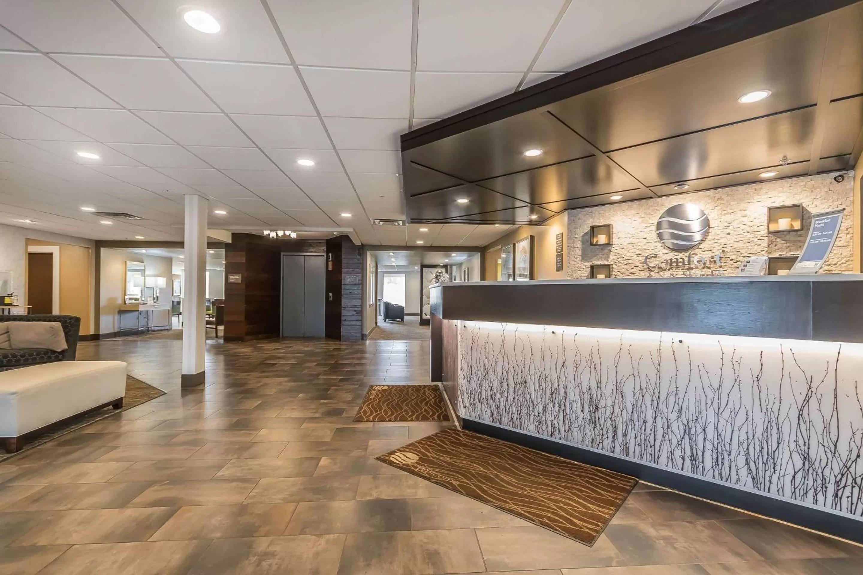 Lobby or reception, Bed in Comfort Inn & Suites Lexington - Hamburg I-75