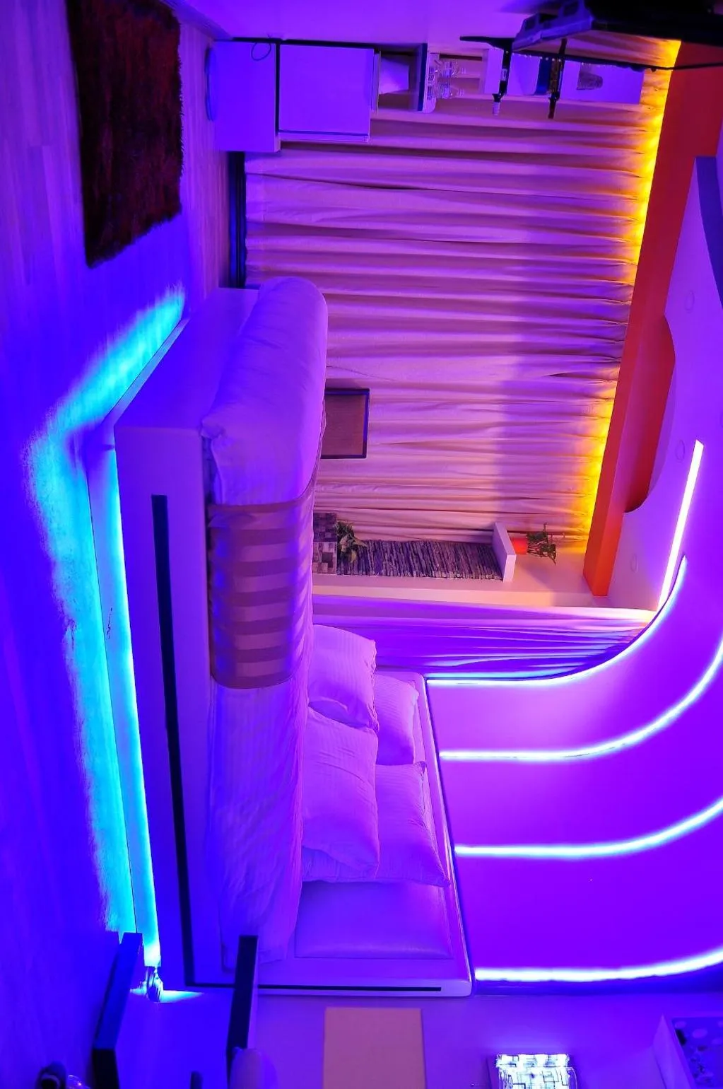 Photo of the whole room, Bed in Royal Penguin Boutique Hotel & Spa