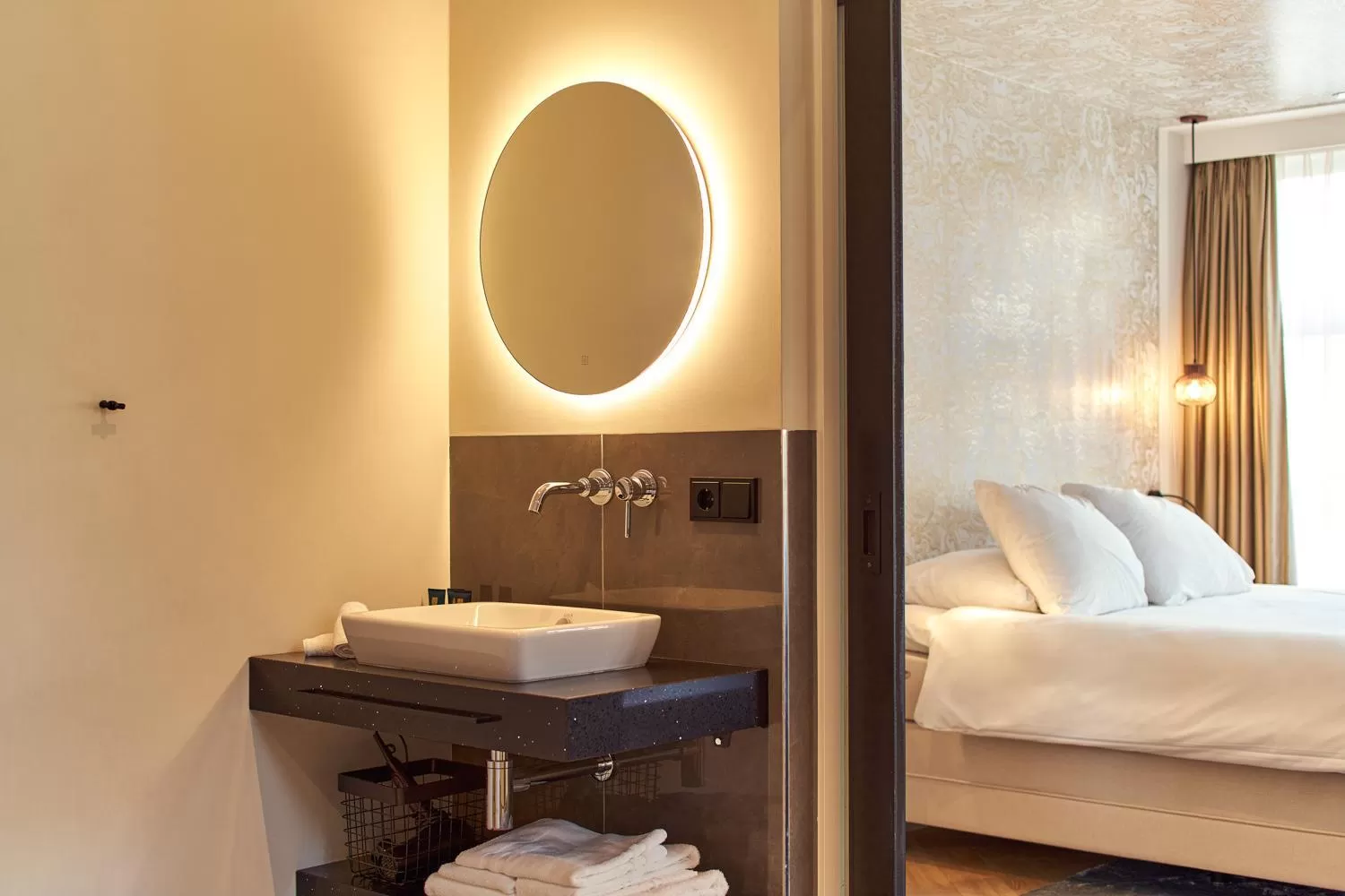 Bed in The Yard hotel Zuidkade