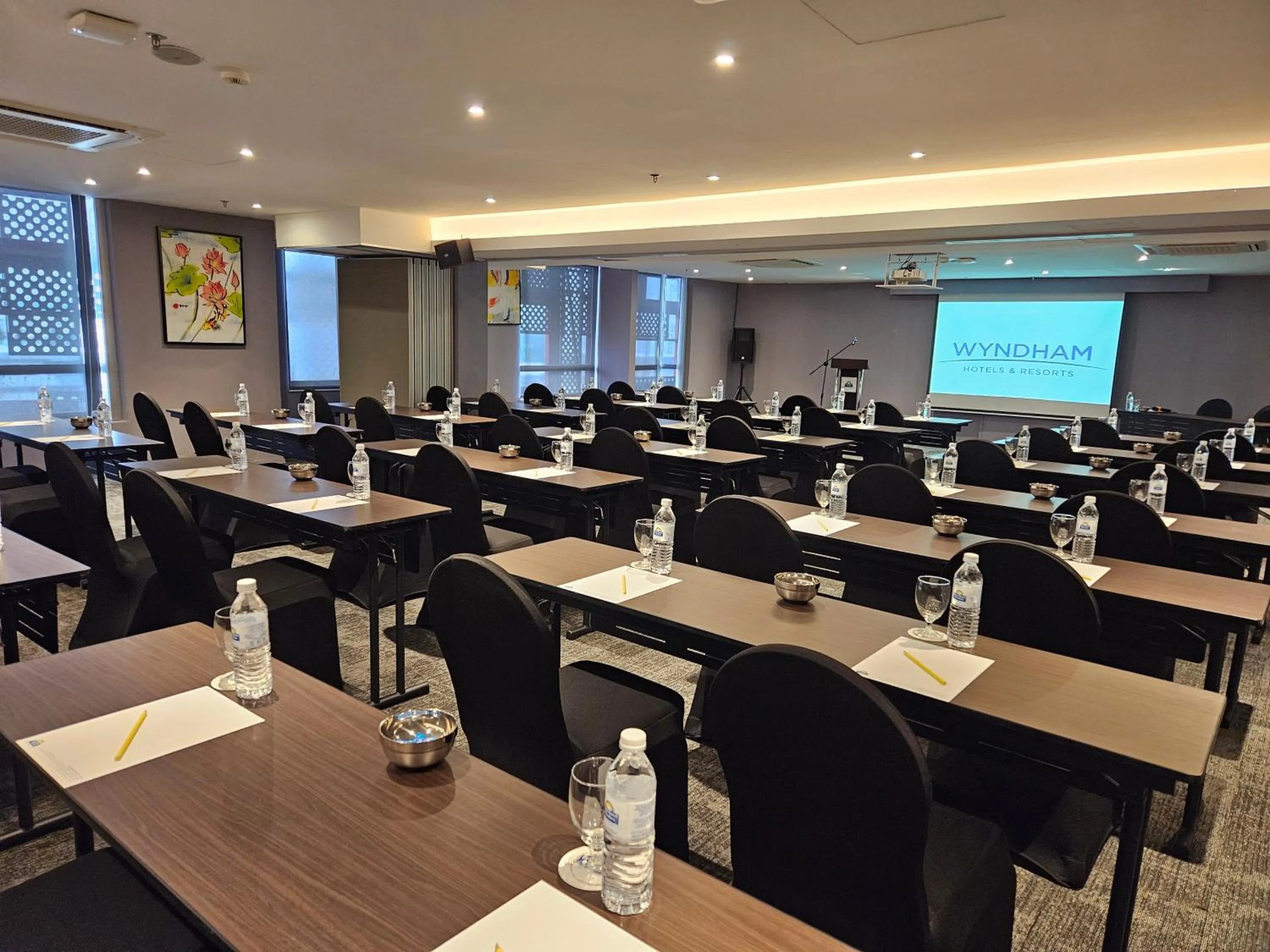 Meeting/conference room in Days Hotel & Suites by Wyndham KL - Chan Sow Lin MRT or LRT
