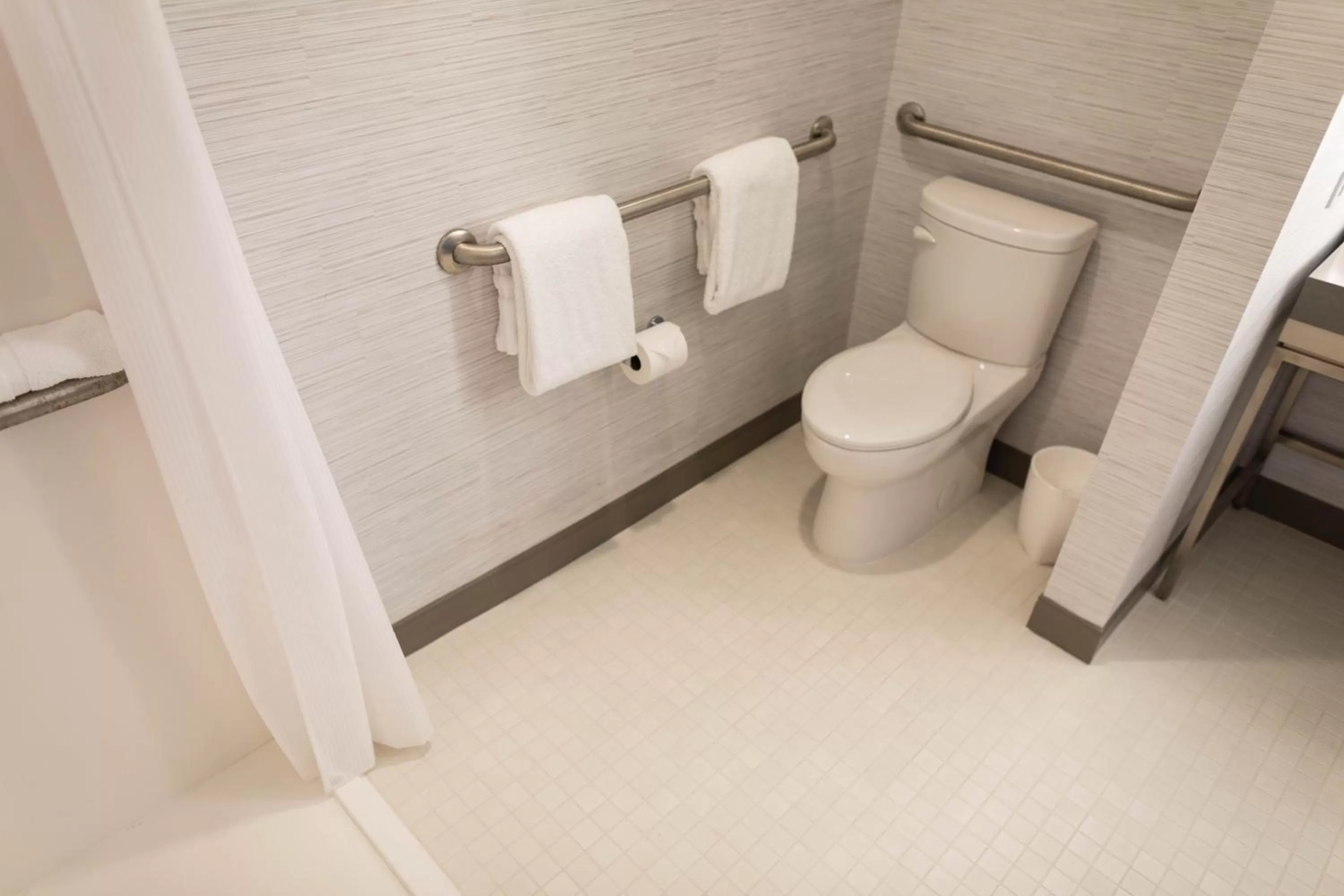 Bathroom in Legacy Hotel at IMG Academy