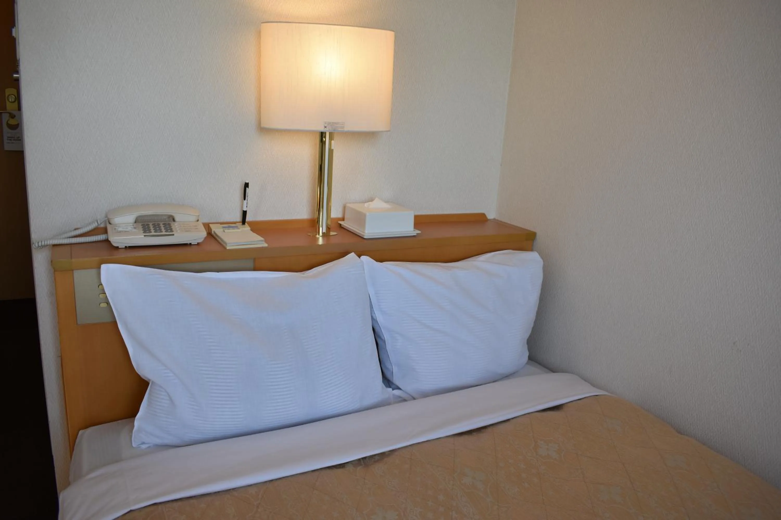 Photo of the whole room, Bed in Hotel Crown Hills Toyokawa