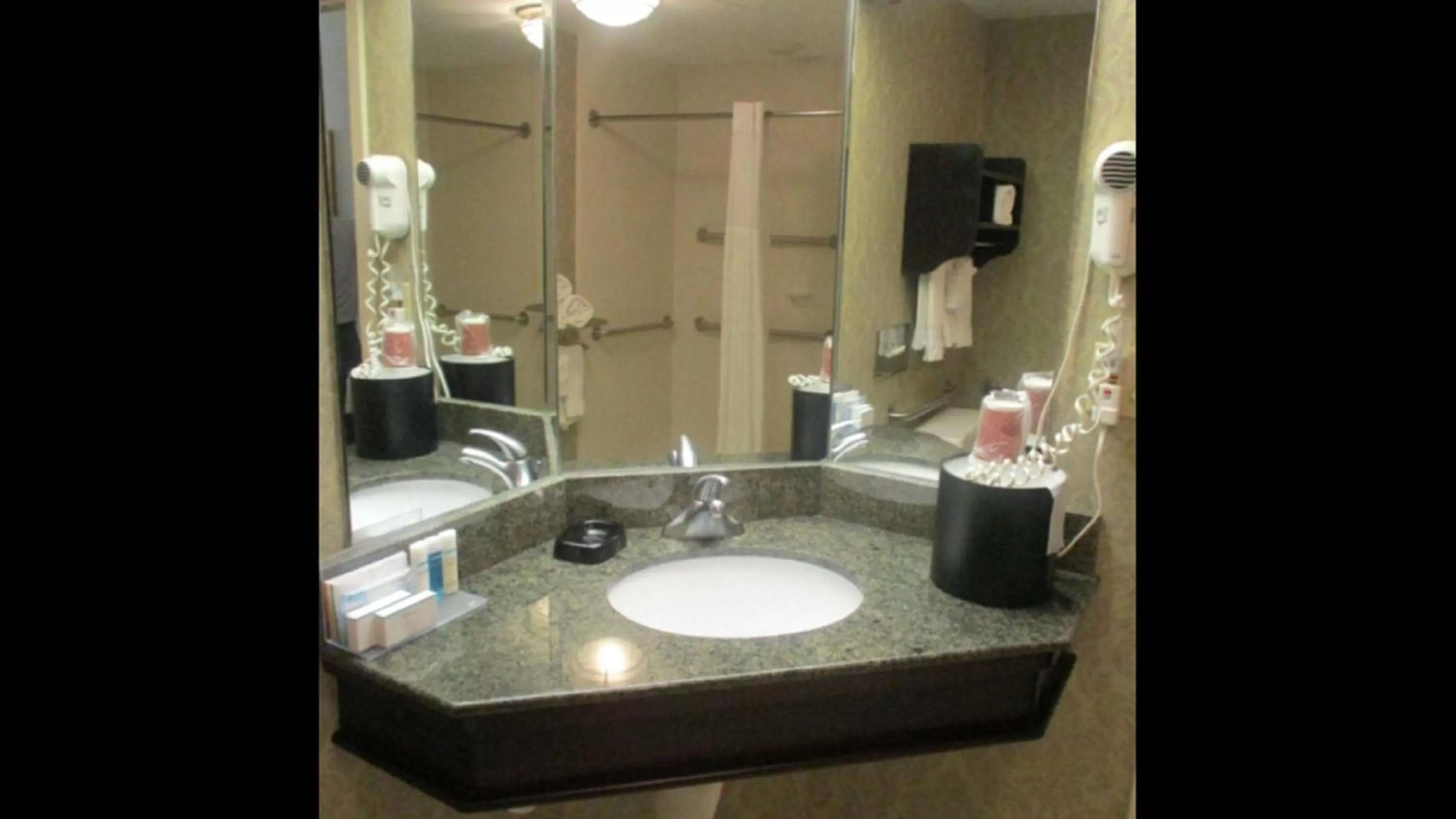 King Room with Mobility Accessible Tub in SureStay Plus Hotel by Best Western Norman