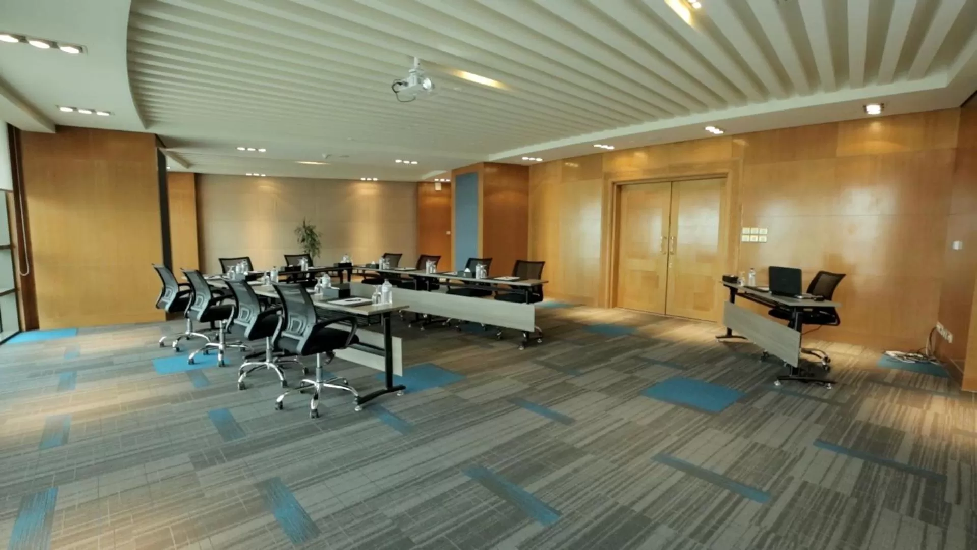 Meeting/conference room in Kuwait Grand Hotel