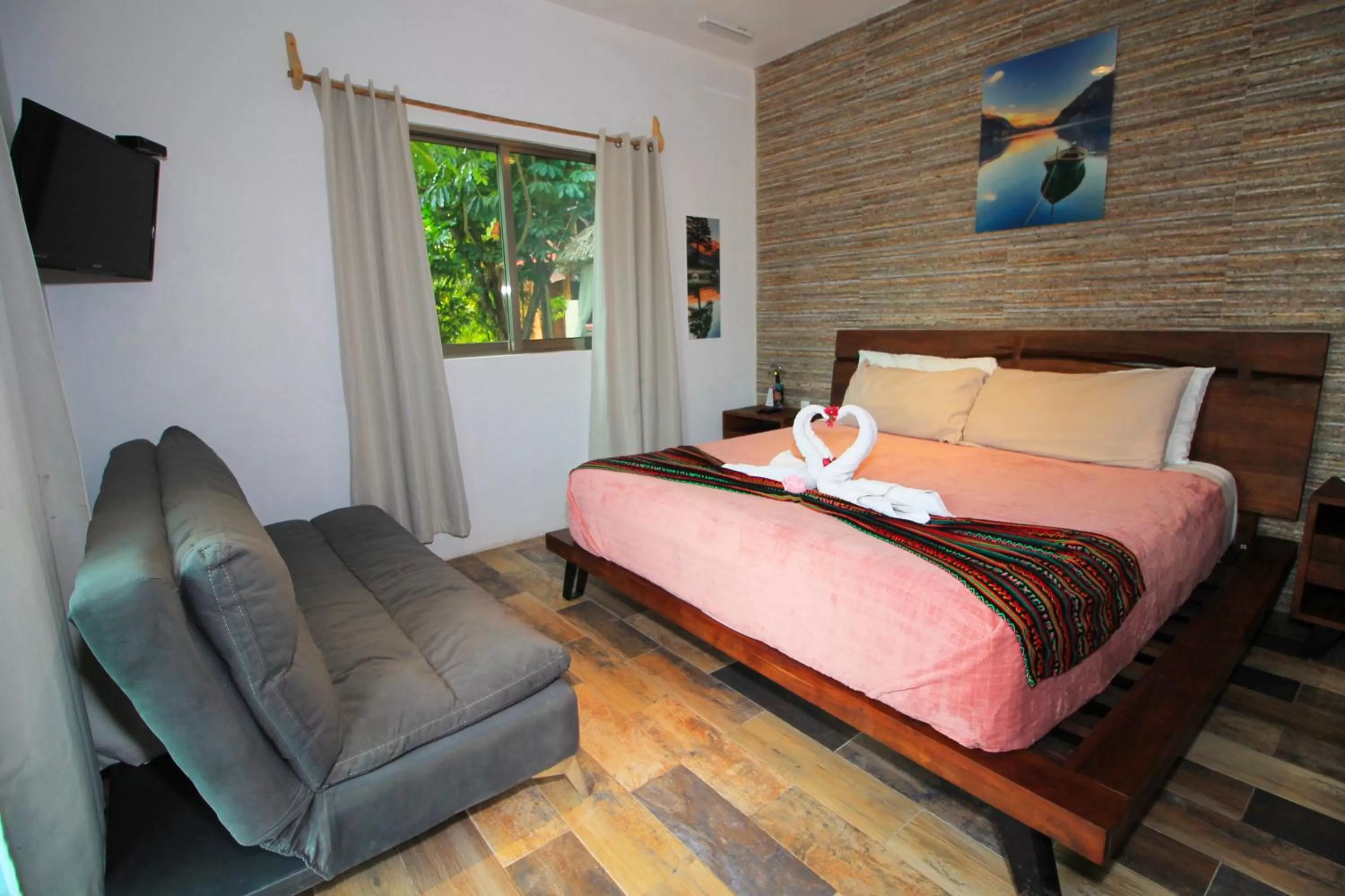 Photo of the whole room in Hotel Pancho Villas Bacalar Vista a Laguna