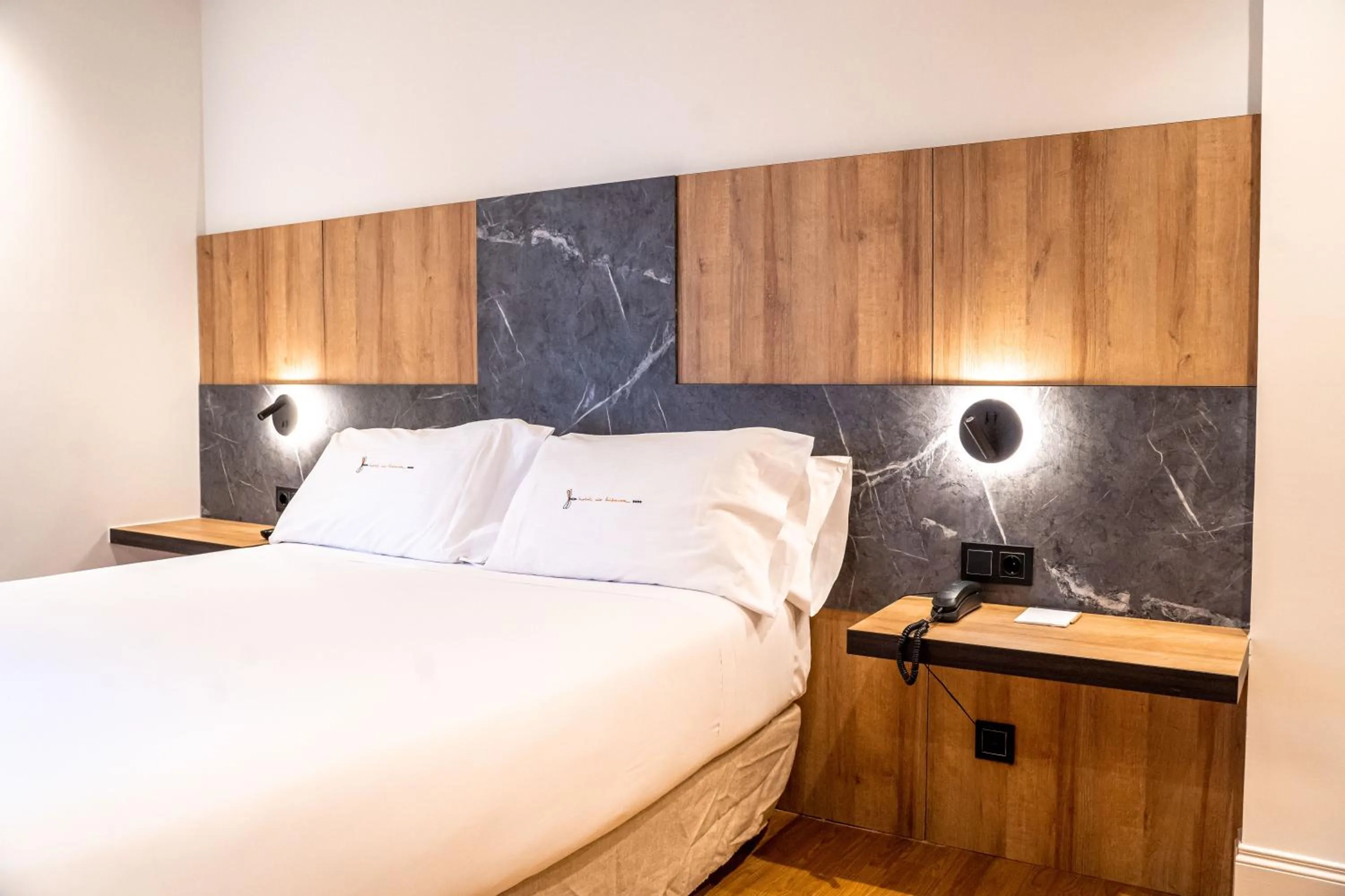 Bed in Hotel Rio Bidasoa