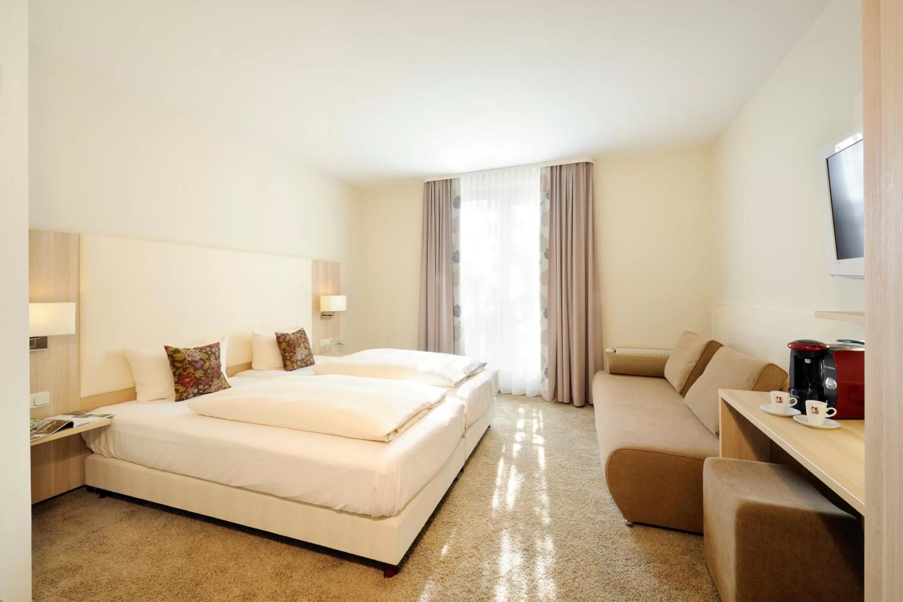 Photo of the whole room in Hotel Kannenkeller