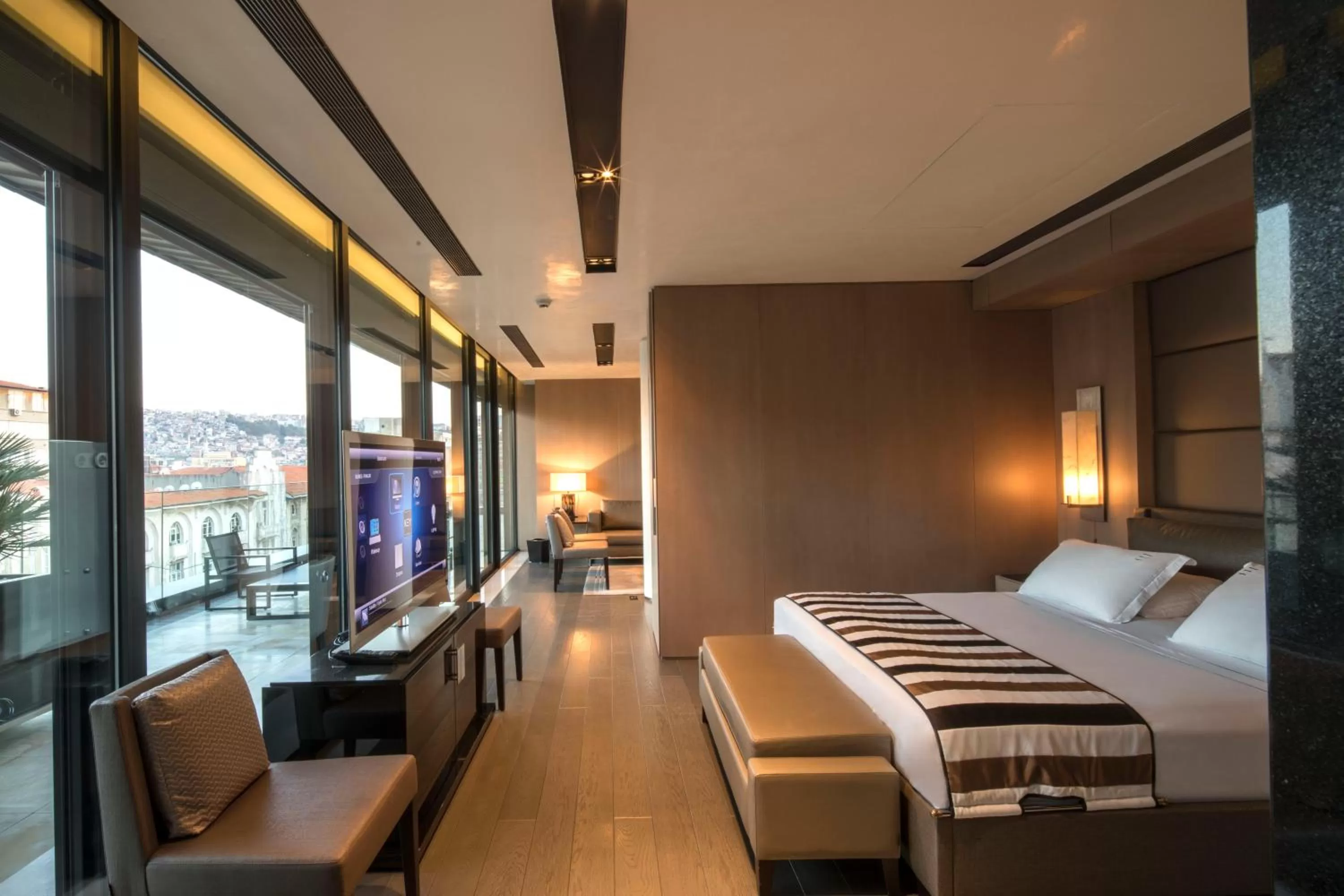 Balcony/Terrace in Key Hotel