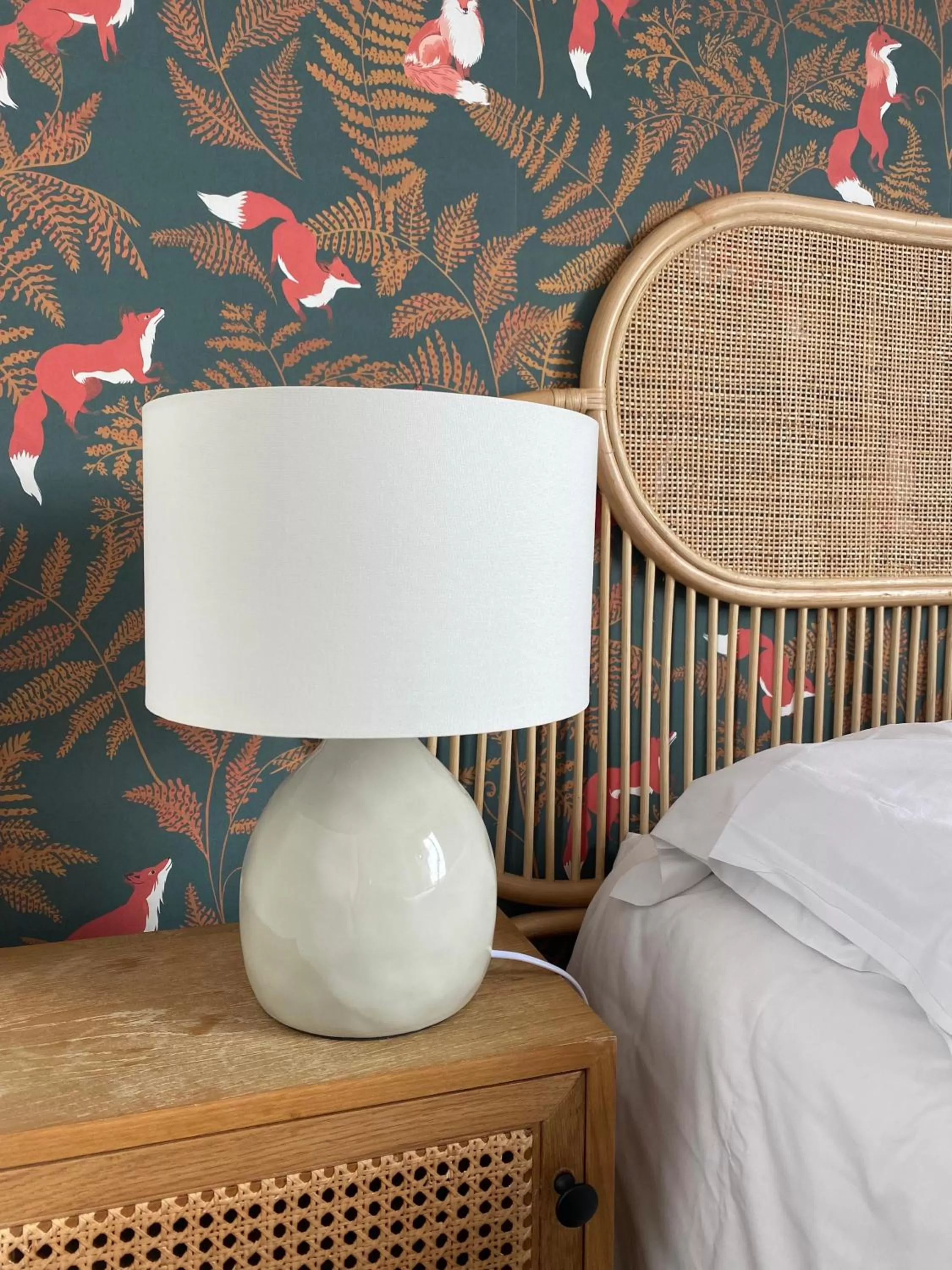 Bed in Logis Hôtel Marguerite