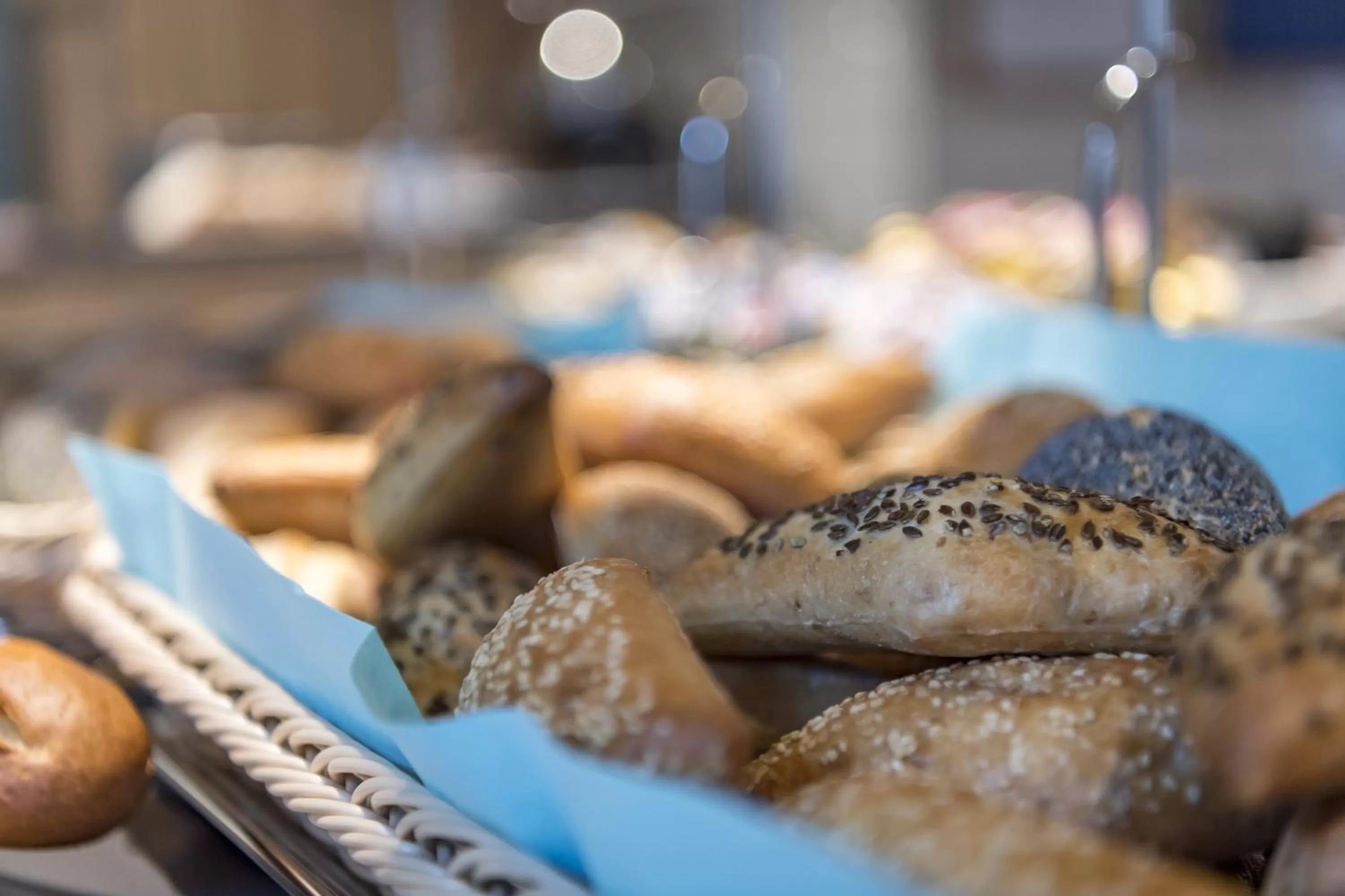 Restaurant/places to eat in Holiday Inn Express - Luzern - Kriens by IHG