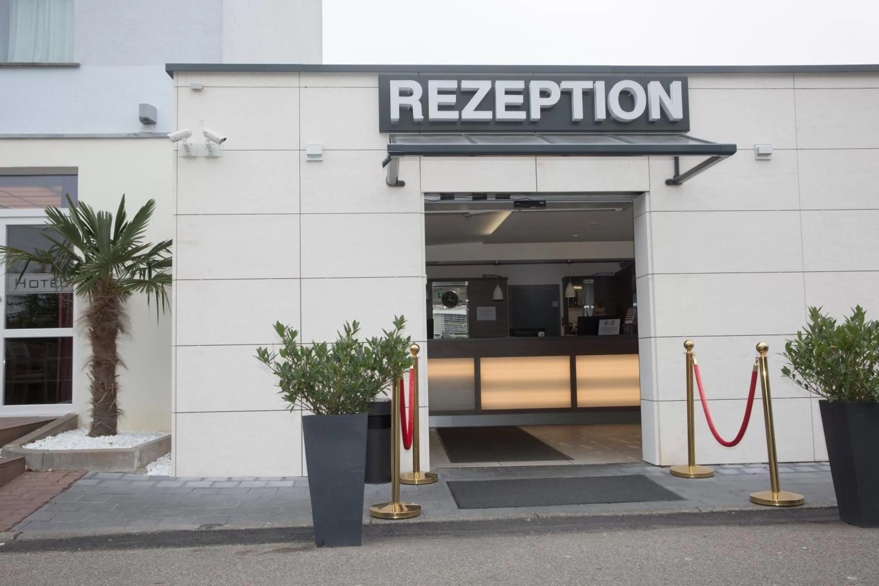 Lobby or reception in Trip Inn Goethe Hotel Messe