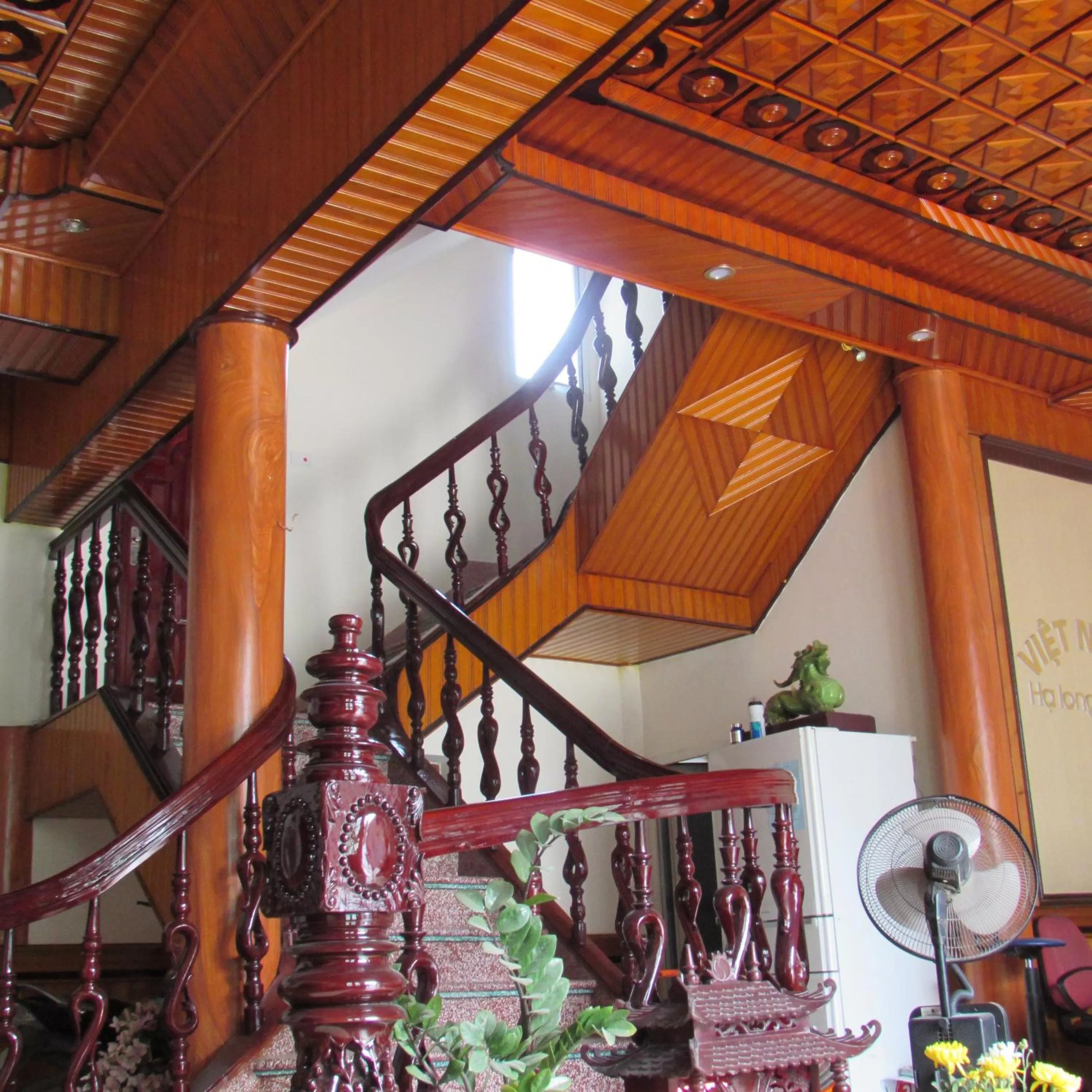 Lobby or reception in Viet Nhat Halong Hotel - Bai Chay