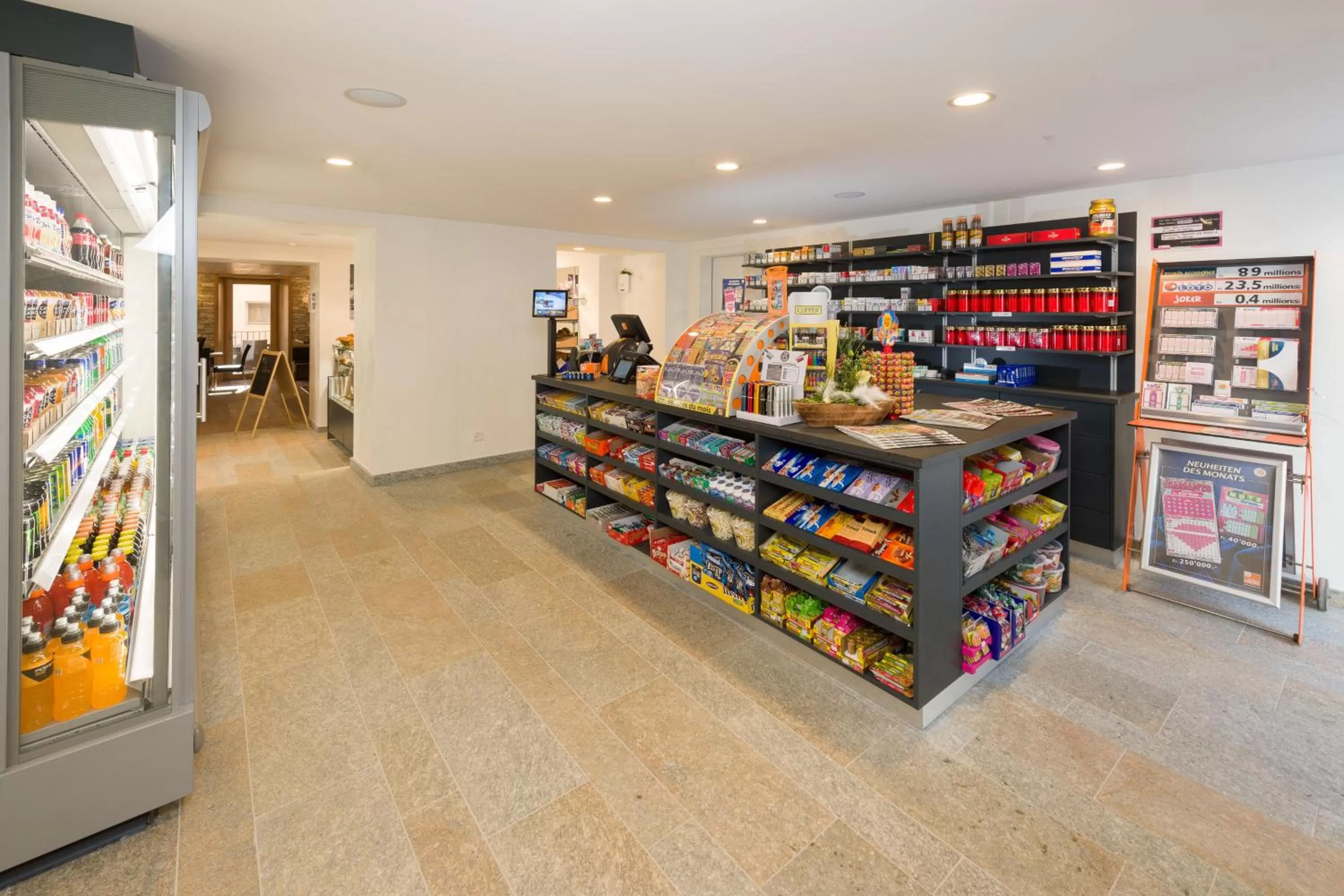 Restaurant/places to eat, Supermarket/Shops in Hotel Heimatlodge