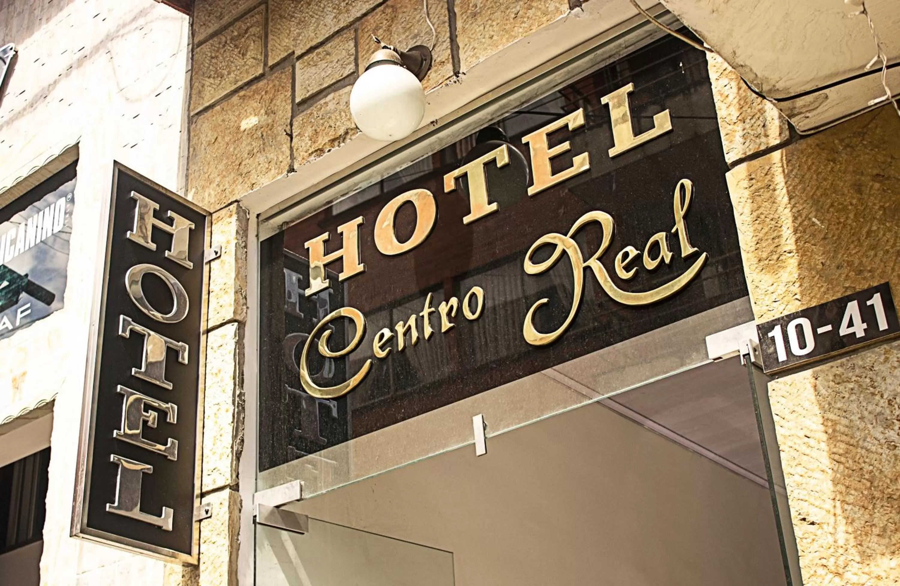 Hotel Centro Real