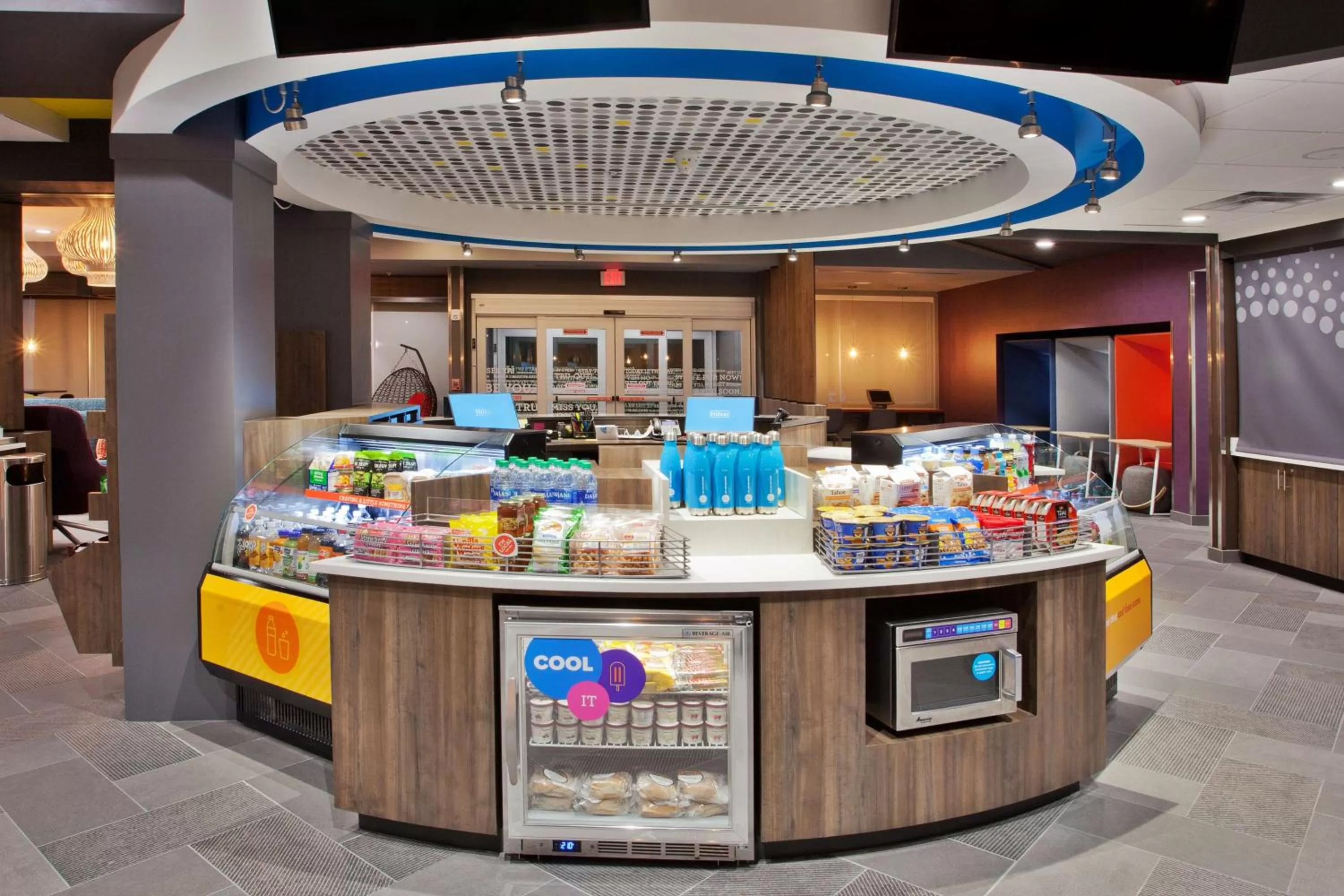 Restaurant/places to eat in Tru By Hilton Prattville