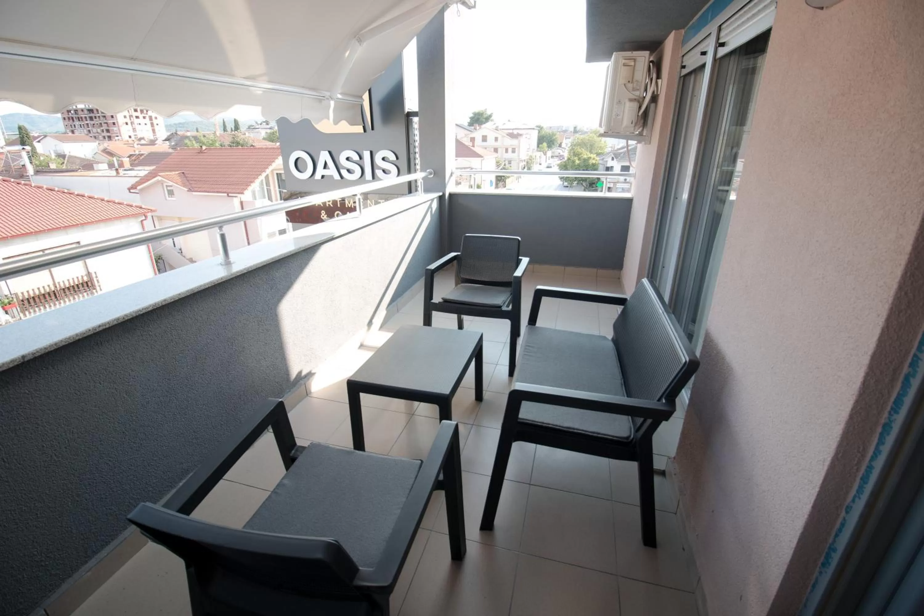 Balcony/Terrace in OASIS Apartments