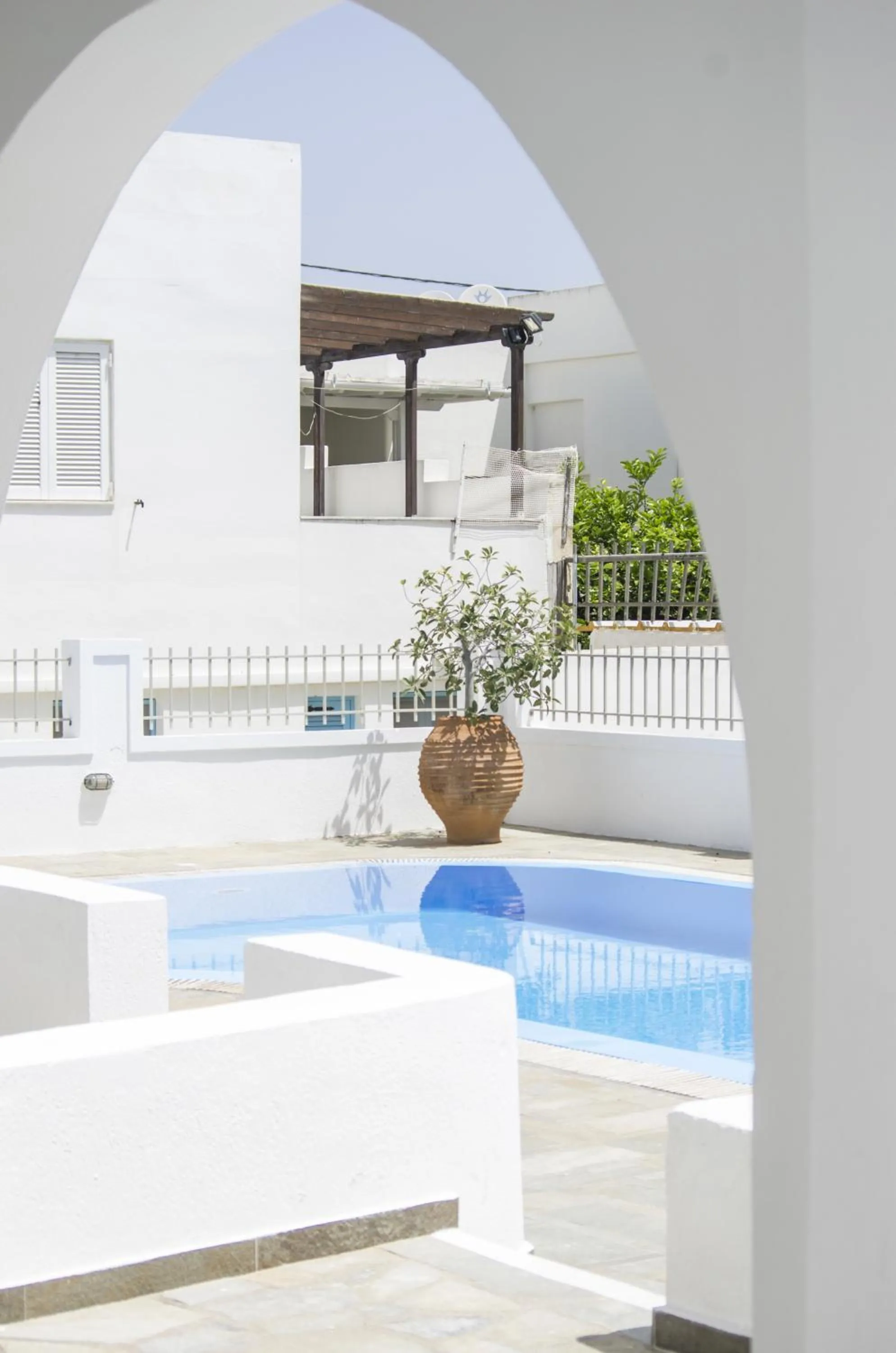 Property building in Nissos Thira