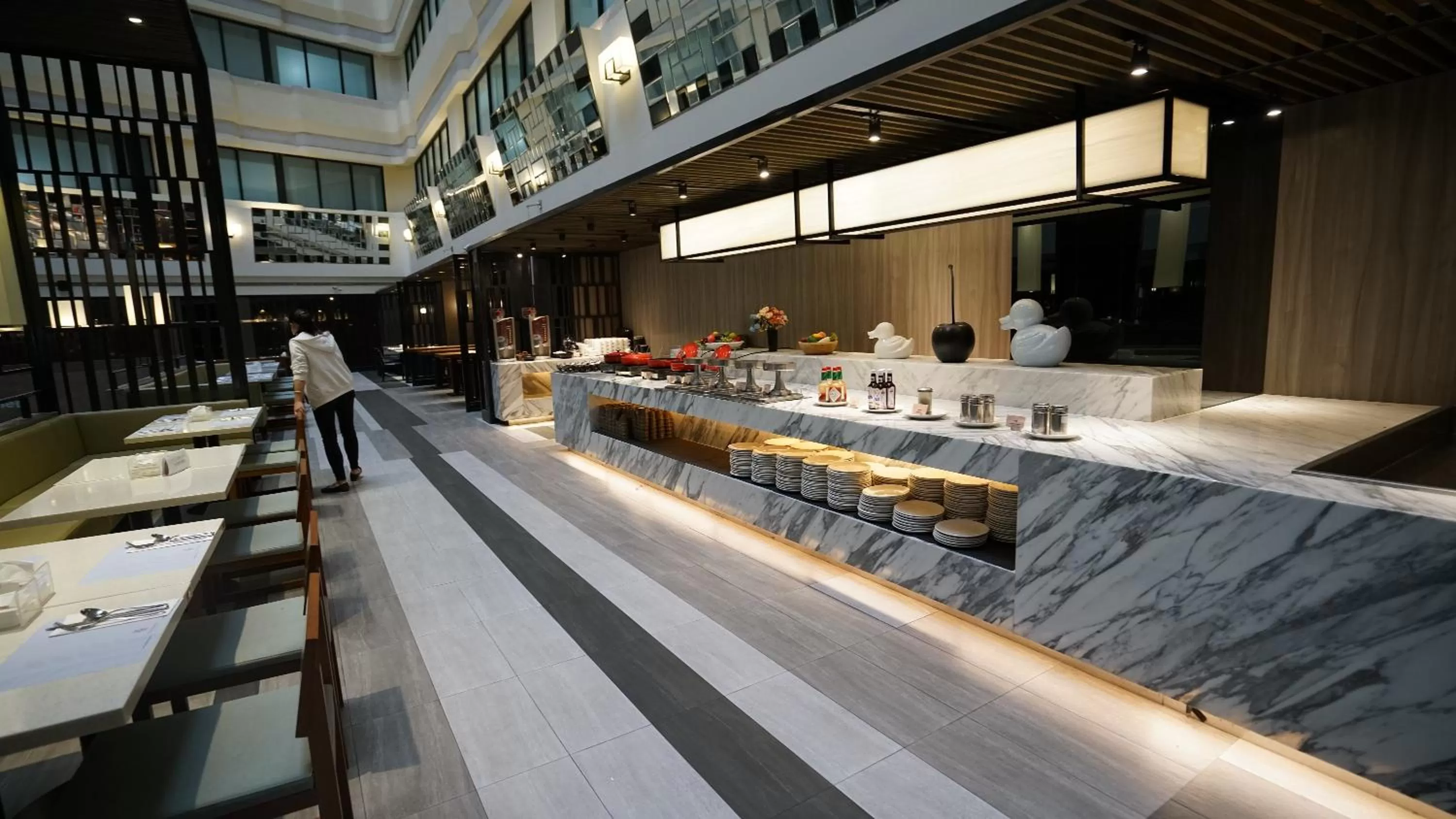 Dining area in Hotel Midtown Richardson