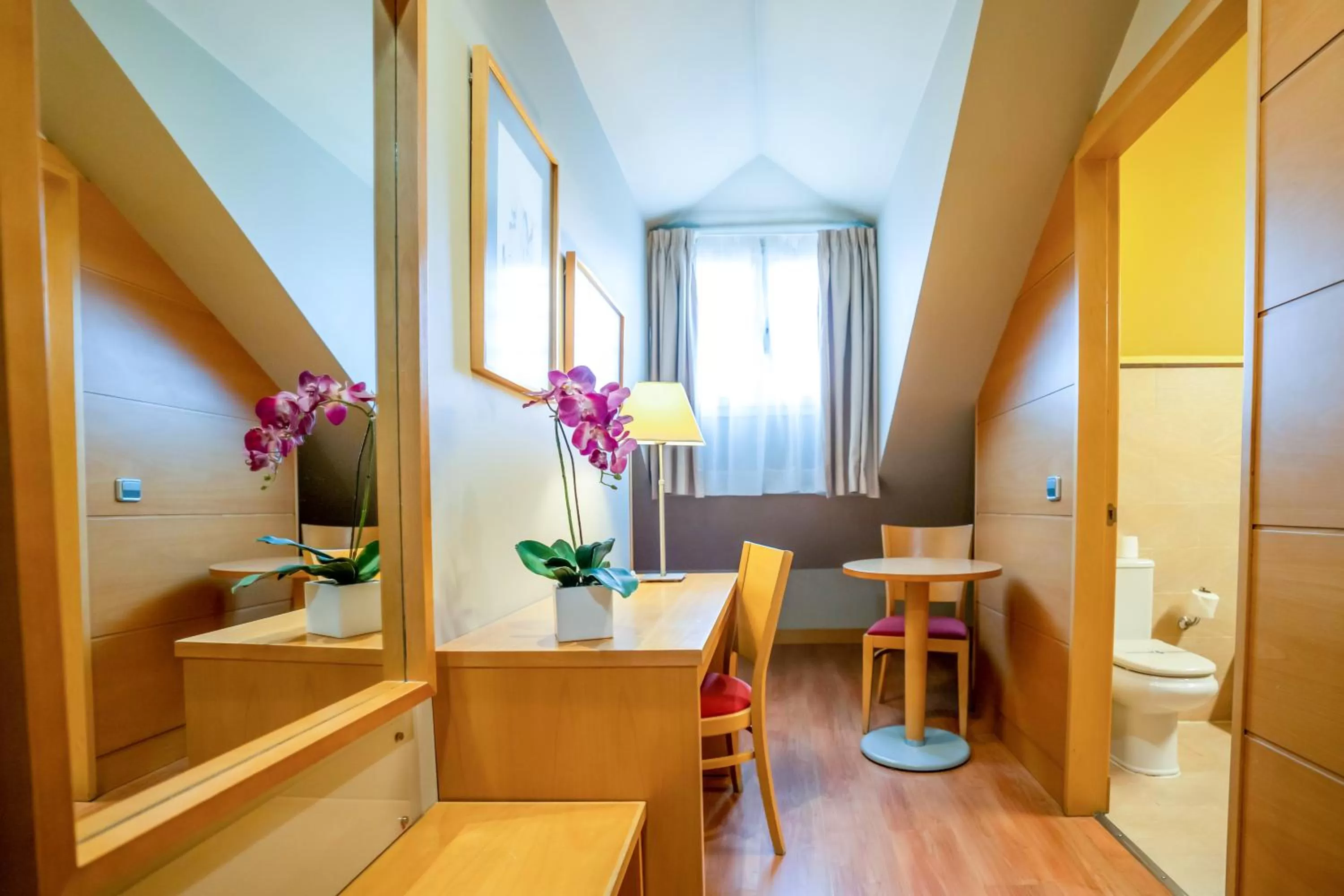 Seating area in Victoria 4 Puerta del Sol