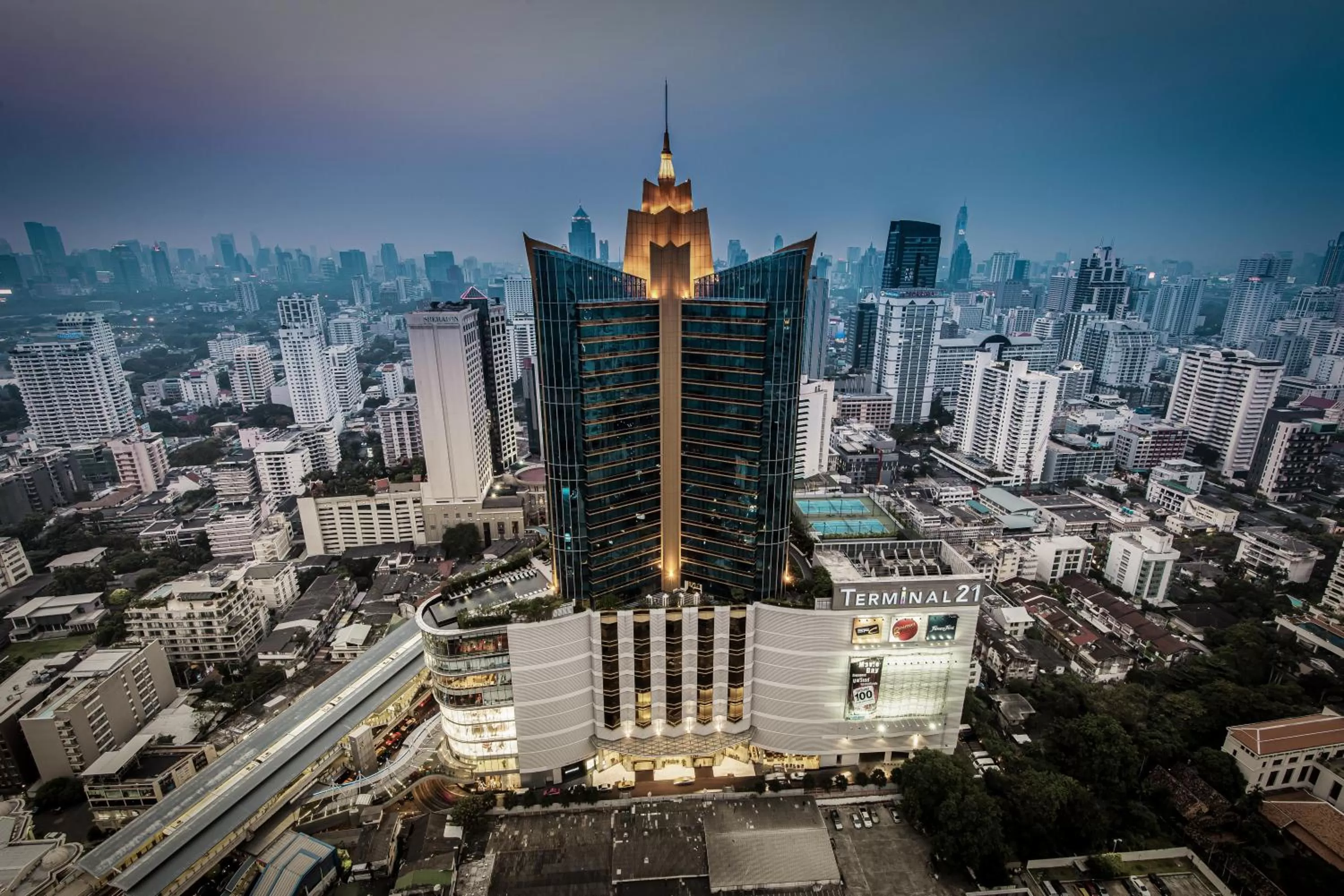 Property building in Grande Centre Point Hotel Terminal21