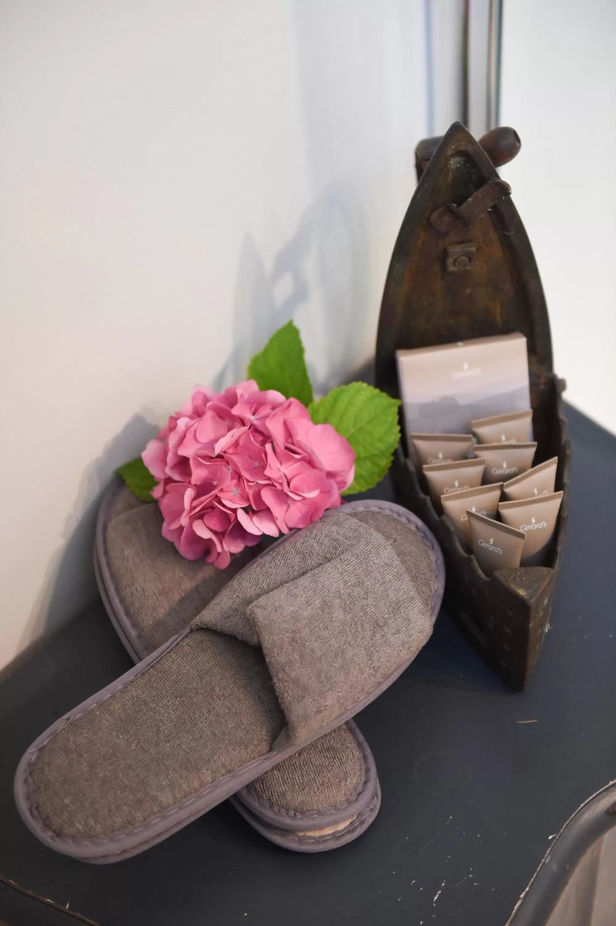 Decorative detail in Il Giardino Segreto