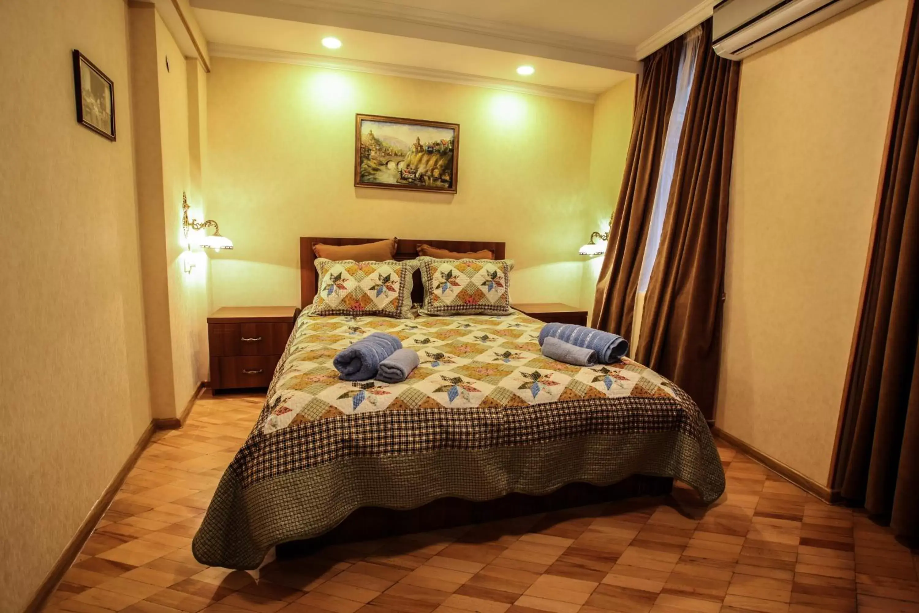 Double Room with Balcony in Heyvany Double Room with Balcony in Heyvany