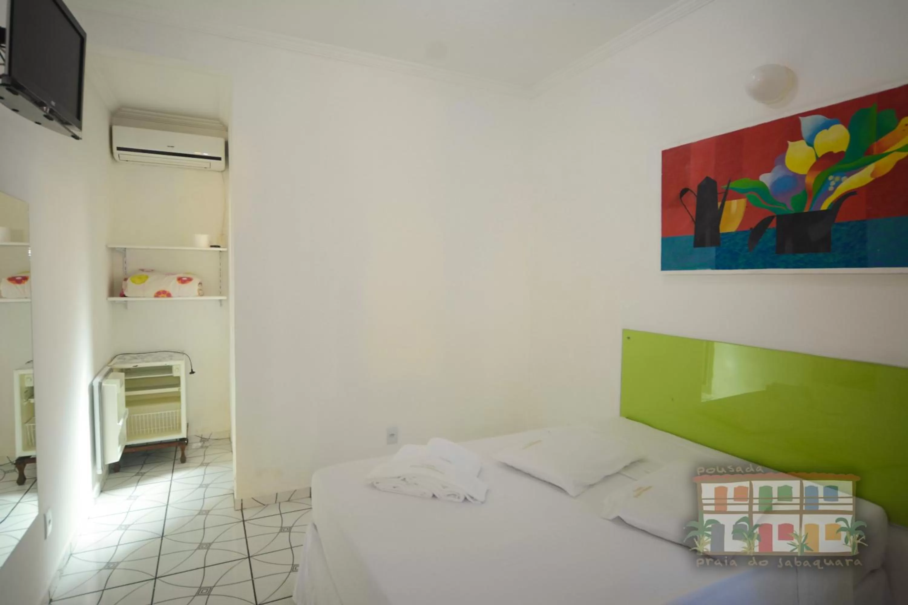 Photo of the whole room, Bed in Pousada Praia do Jabaquara