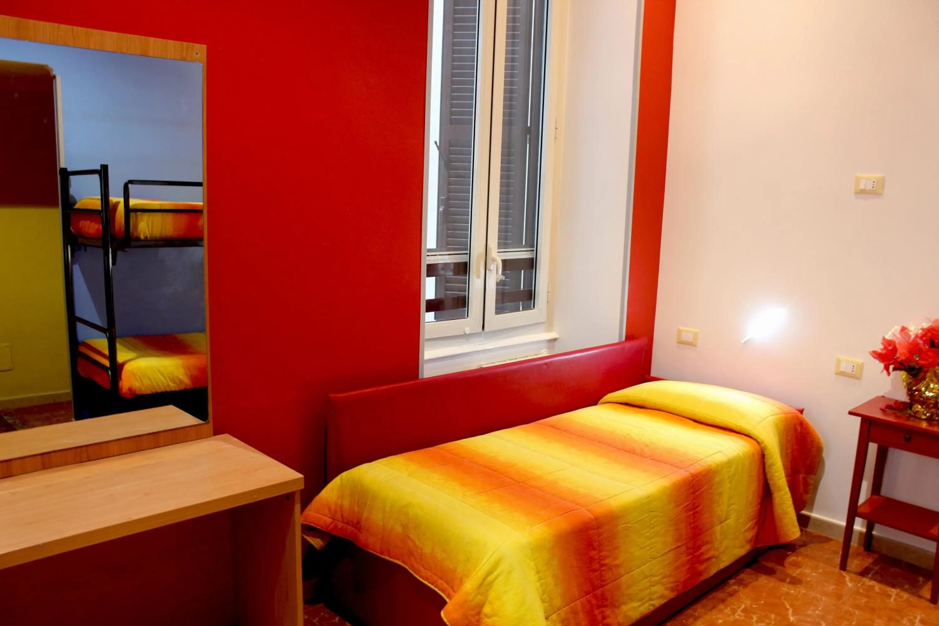 Bedroom, Bed in Hostel Legends