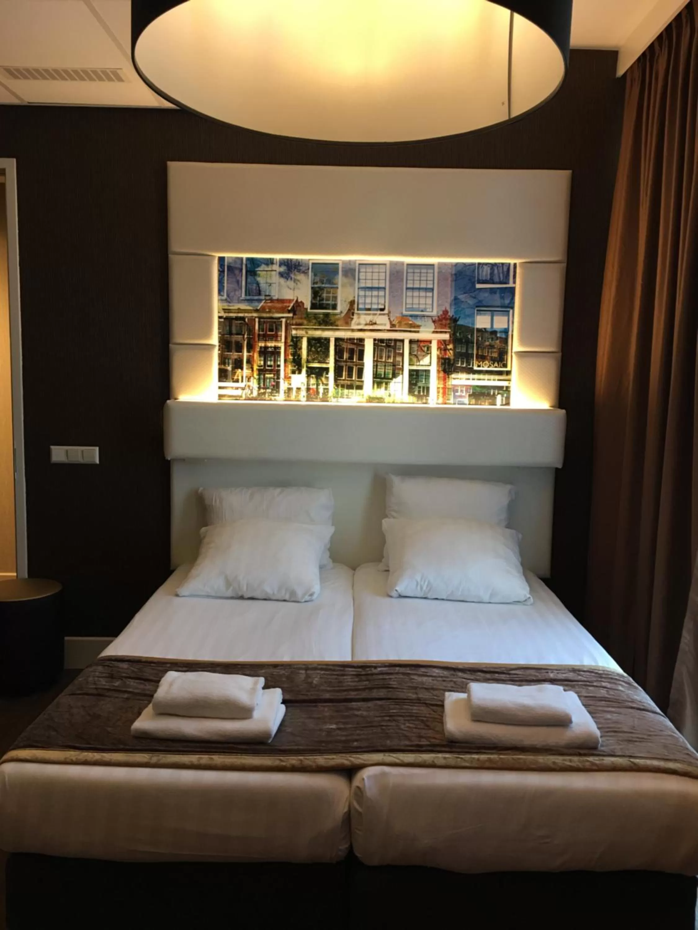 Bed in Hotel Mosaic City Centre