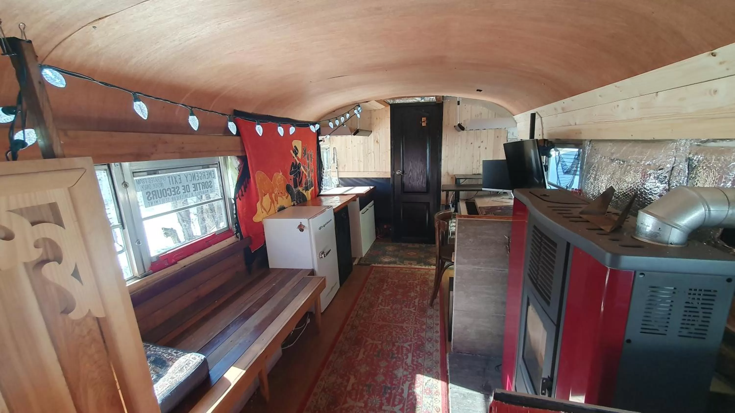 TV and multimedia in Le Salon des Inconnus