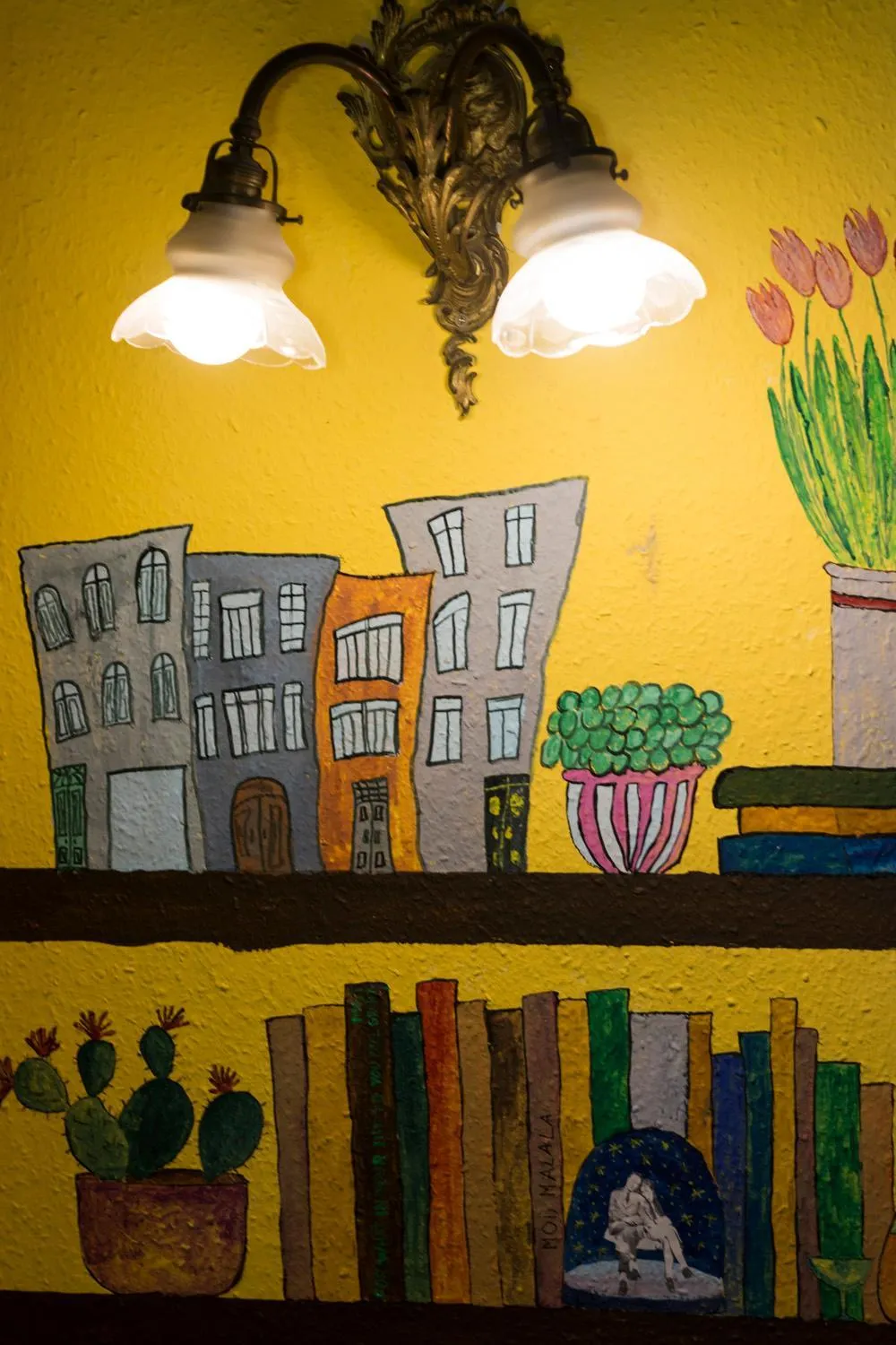 Decorative detail in Baroque Hostel & Coworking