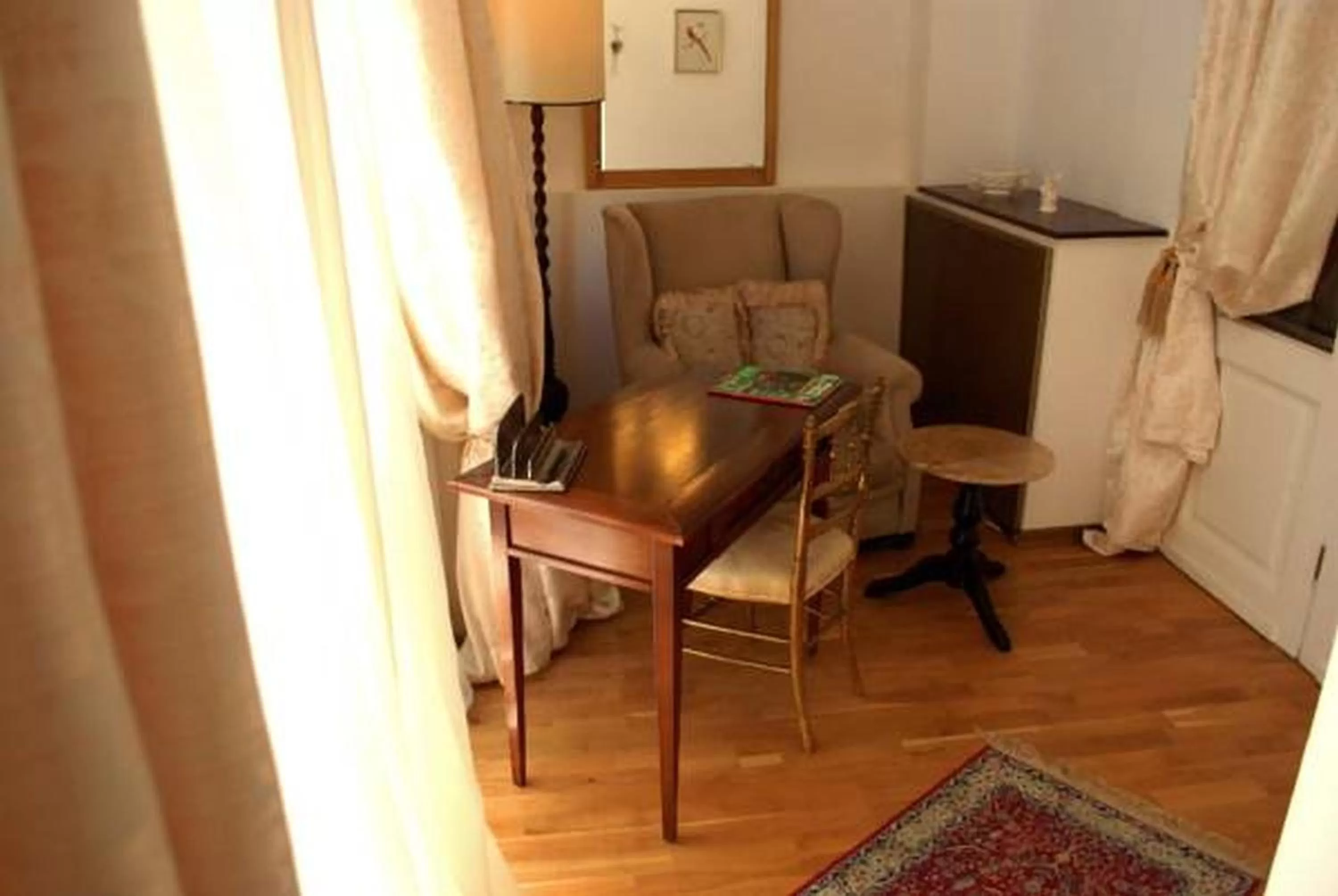 Grand Boutique Hotel