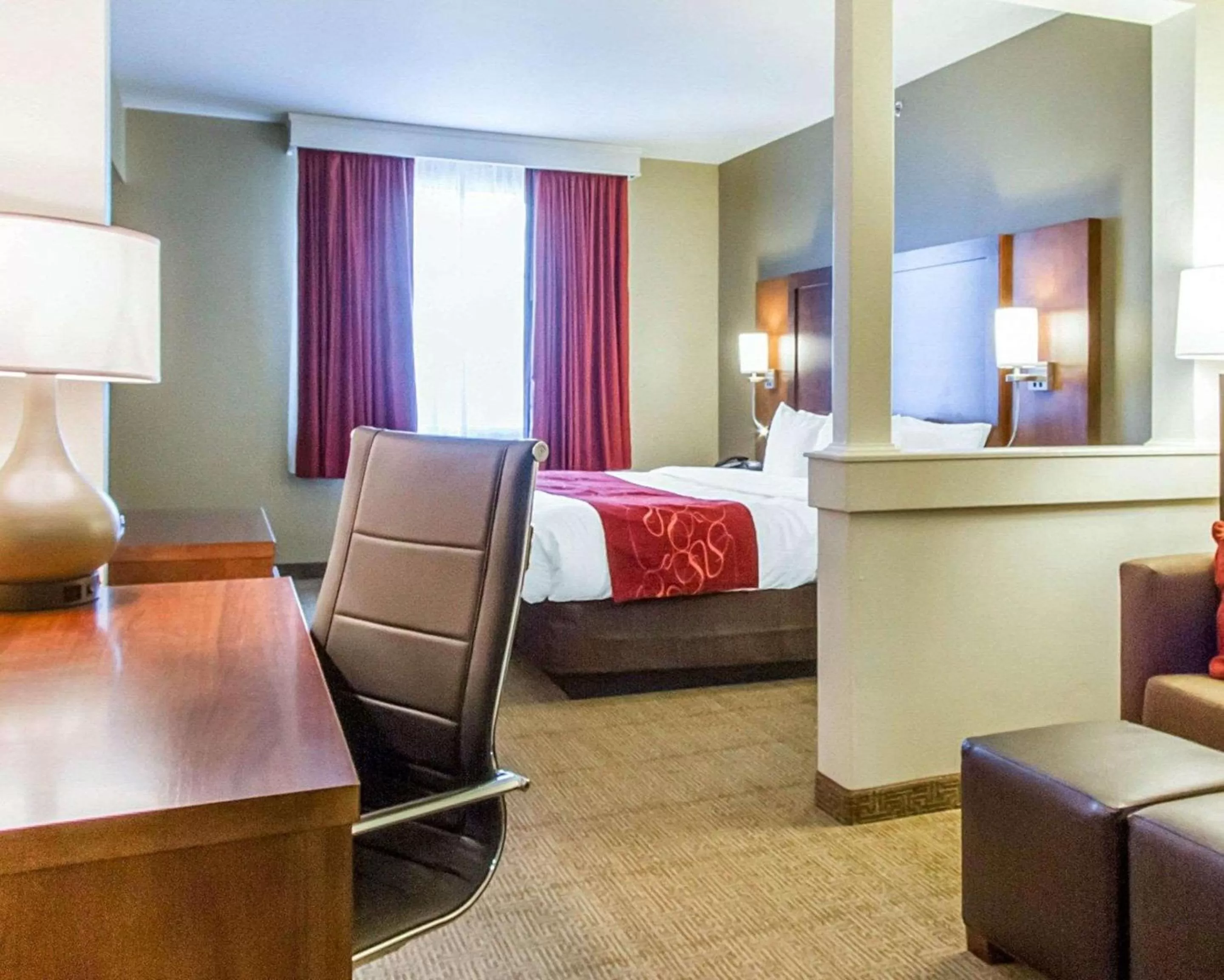 Photo of the whole room, Bed in Comfort Suites Abilene Central