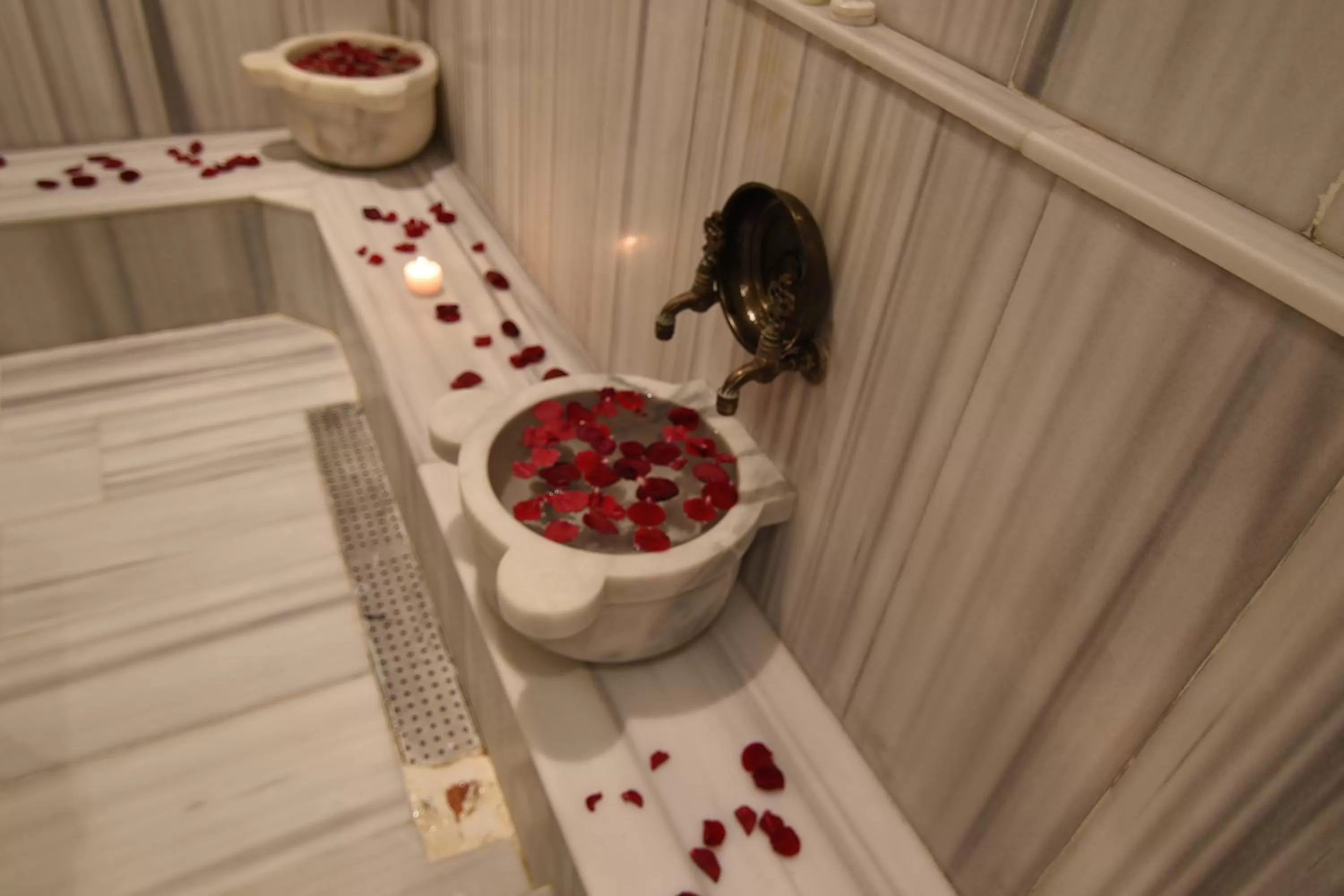 Massage in Diamond Royal Hotel