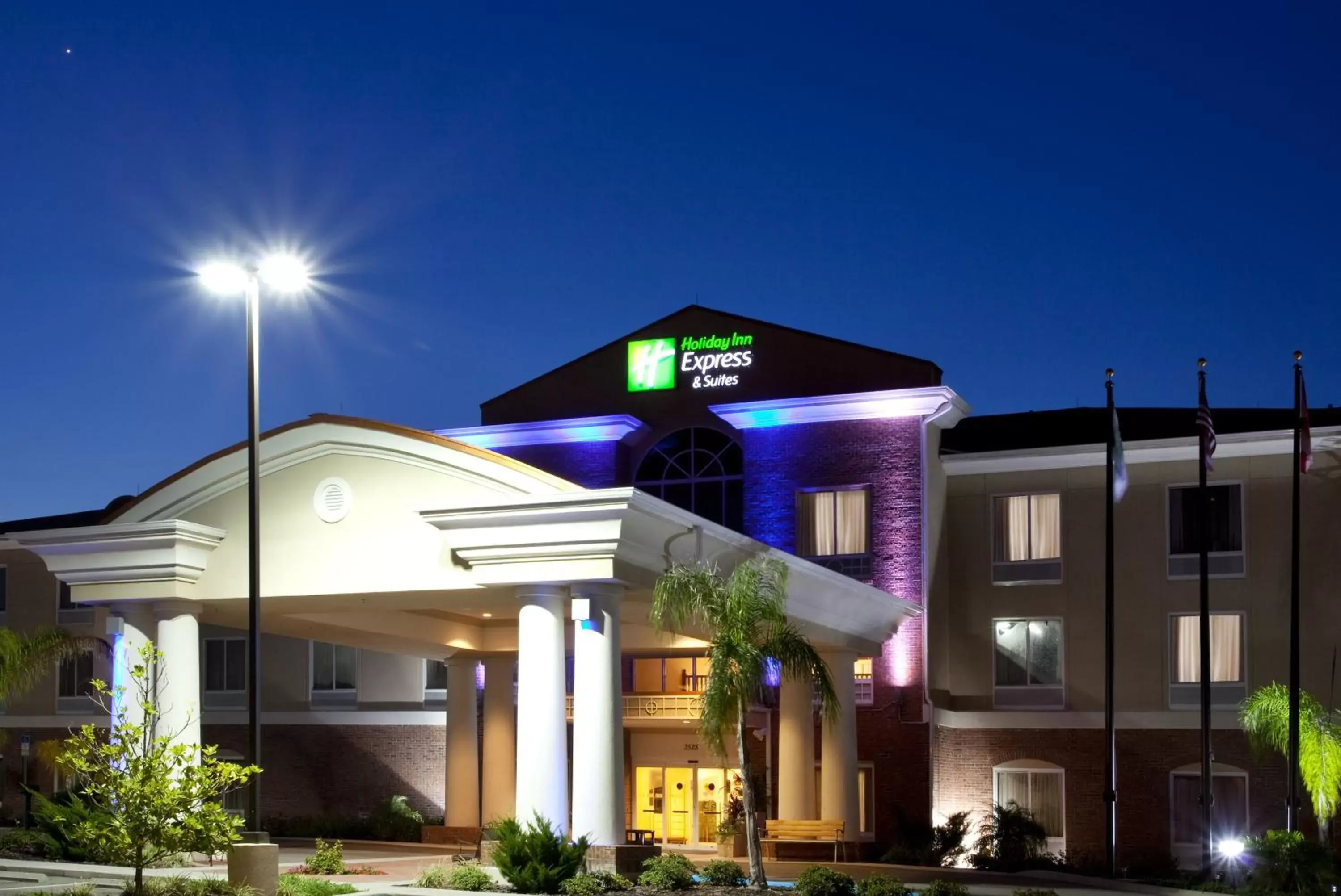 Holiday Inn Express & Suites Spring Hill by IHG Holiday Inn Express & Suites Spring Hill by IHG
