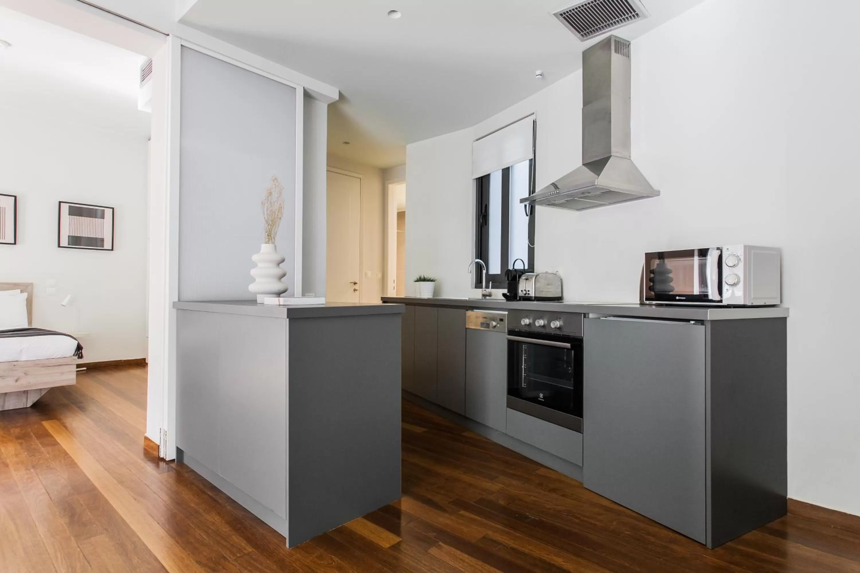 kitchen, Kitchen/Kitchenette in ZOIA The Hill by UPSTREET