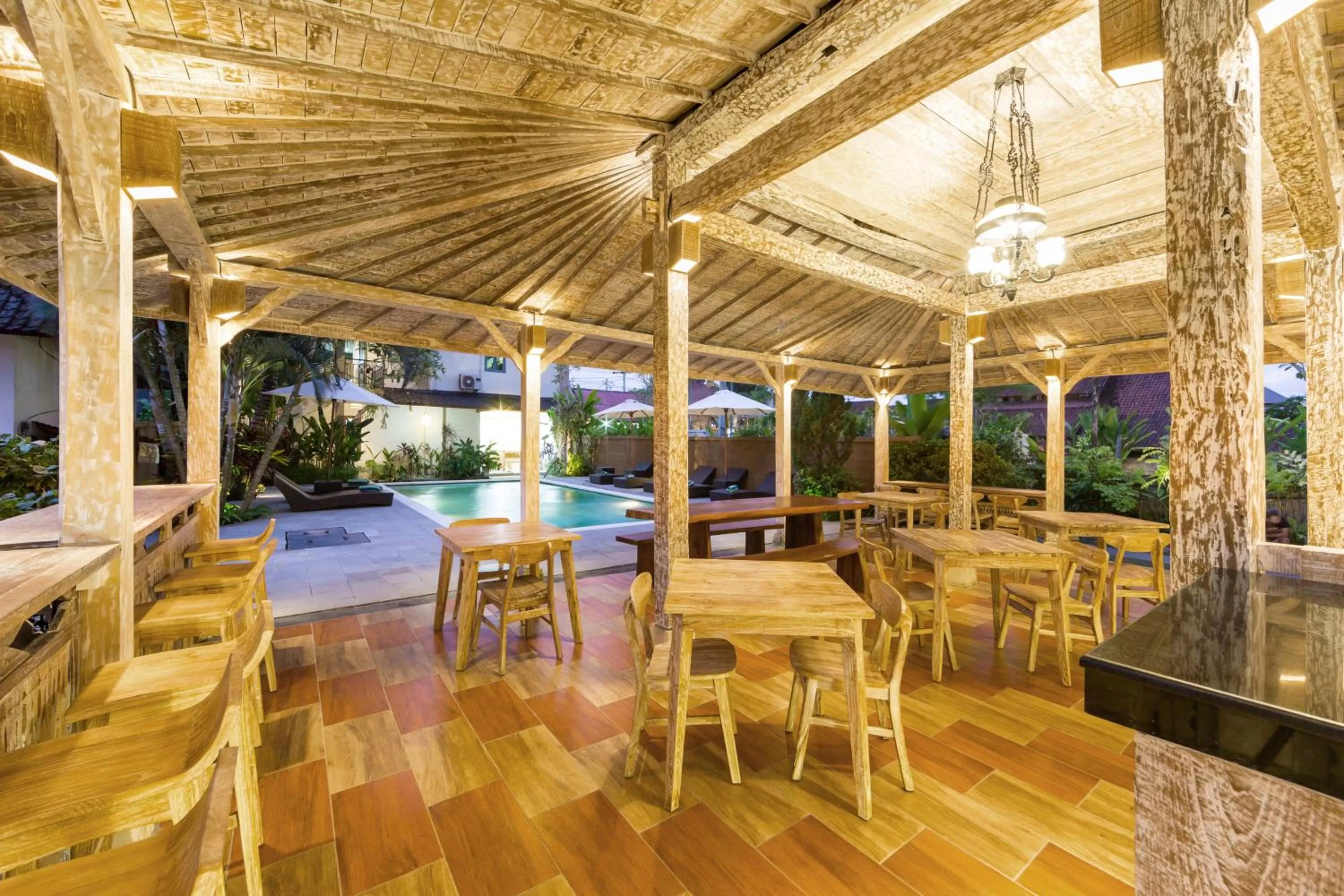 Restaurant/places to eat in Alamdini Resort Ubud